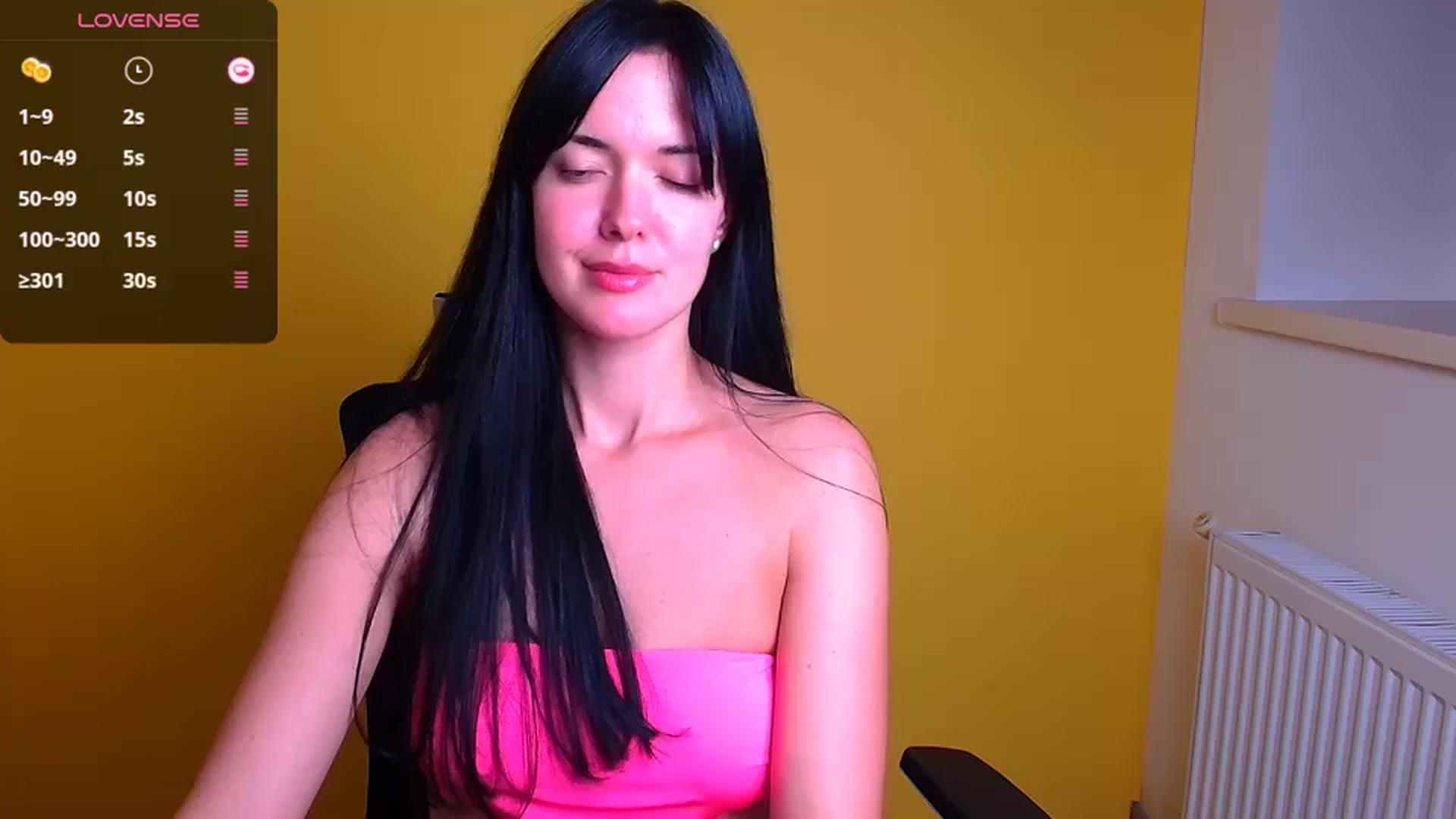 Gallery image thumbnail from Black_Red's myfreecams stream on, 10/16/2024, 18:31 image 19 of 20