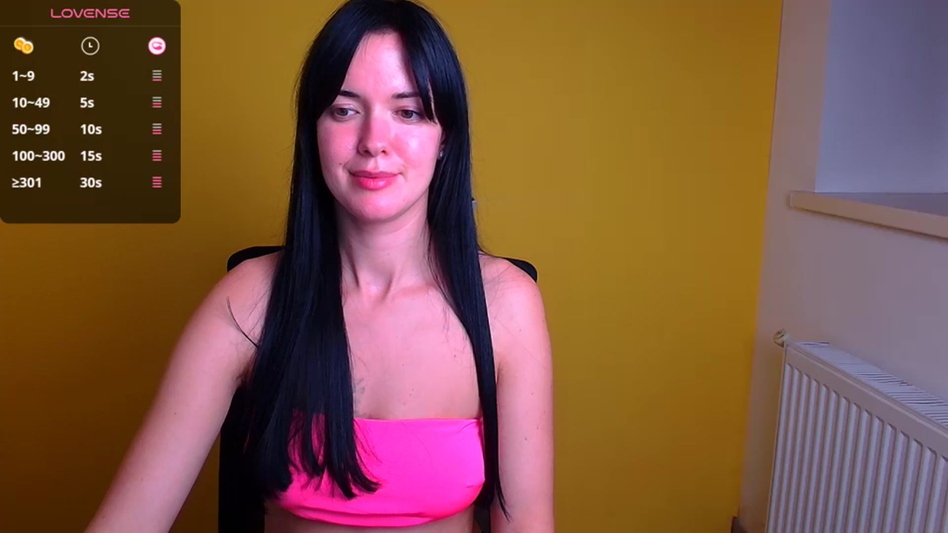 Gallery image thumbnail from Black_Red's myfreecams stream on, 10/16/2024, 20:08 image 14 of 20