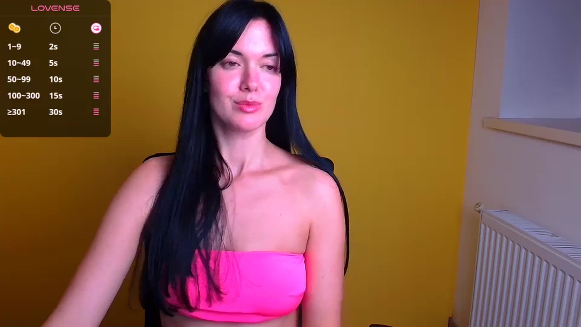 Gallery image thumbnail from Black_Red's myfreecams stream on, 10/16/2024, 20:08 image 6 of 20