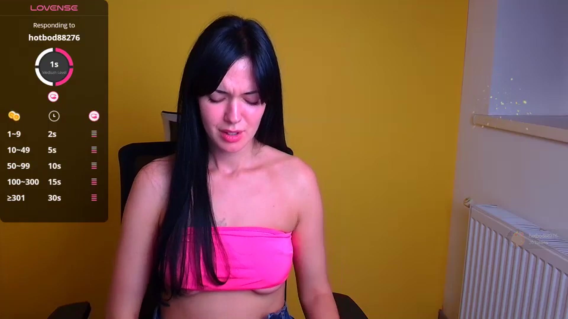 Gallery image thumbnail from Black_Red's myfreecams stream on, 10/16/2024, 20:44 image 2 of 20
