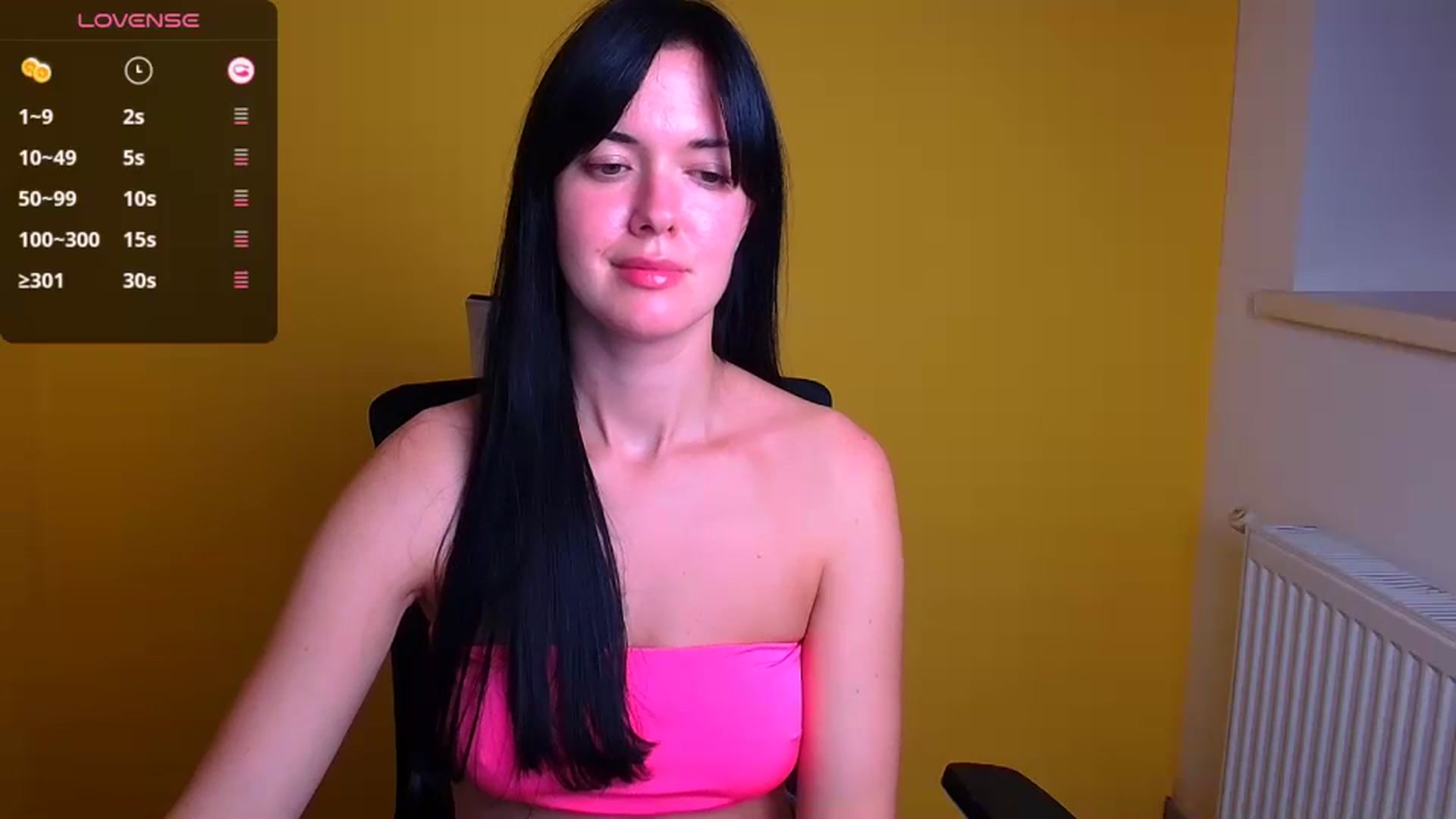 Gallery image thumbnail from Black_Red's myfreecams stream on, 10/16/2024, 21:28 image 4 of 20
