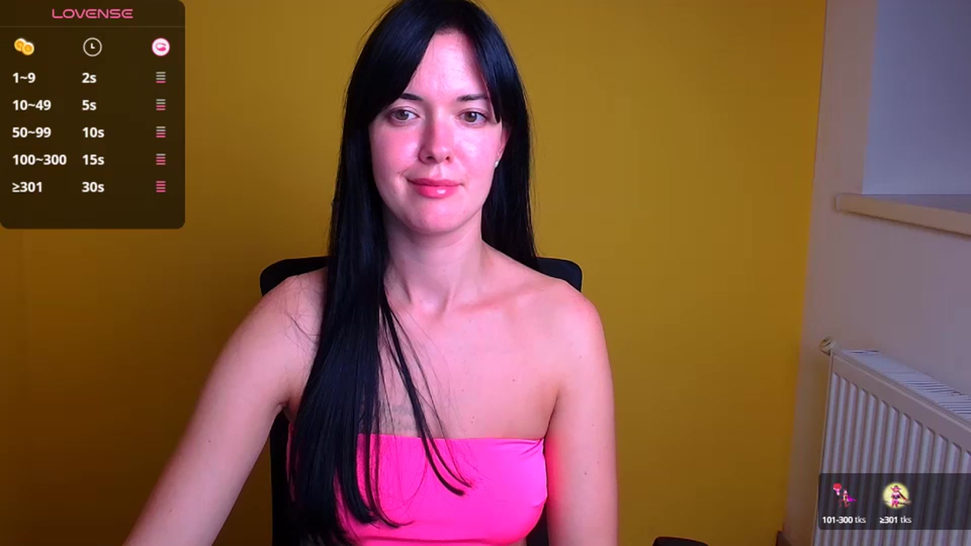 Gallery image thumbnail from Black_Red's myfreecams stream on, 10/16/2024, 21:28 image 2 of 20