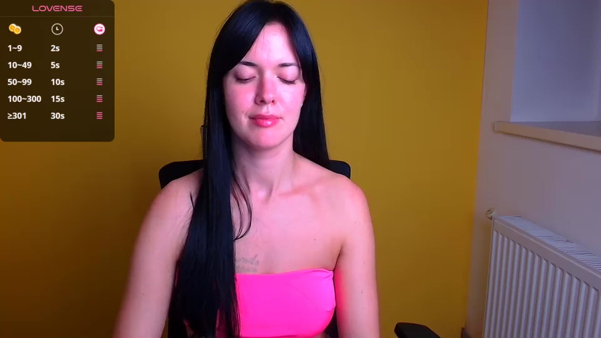 Gallery image thumbnail from Black_Red's myfreecams stream on, 10/16/2024, 21:28 image 7 of 20