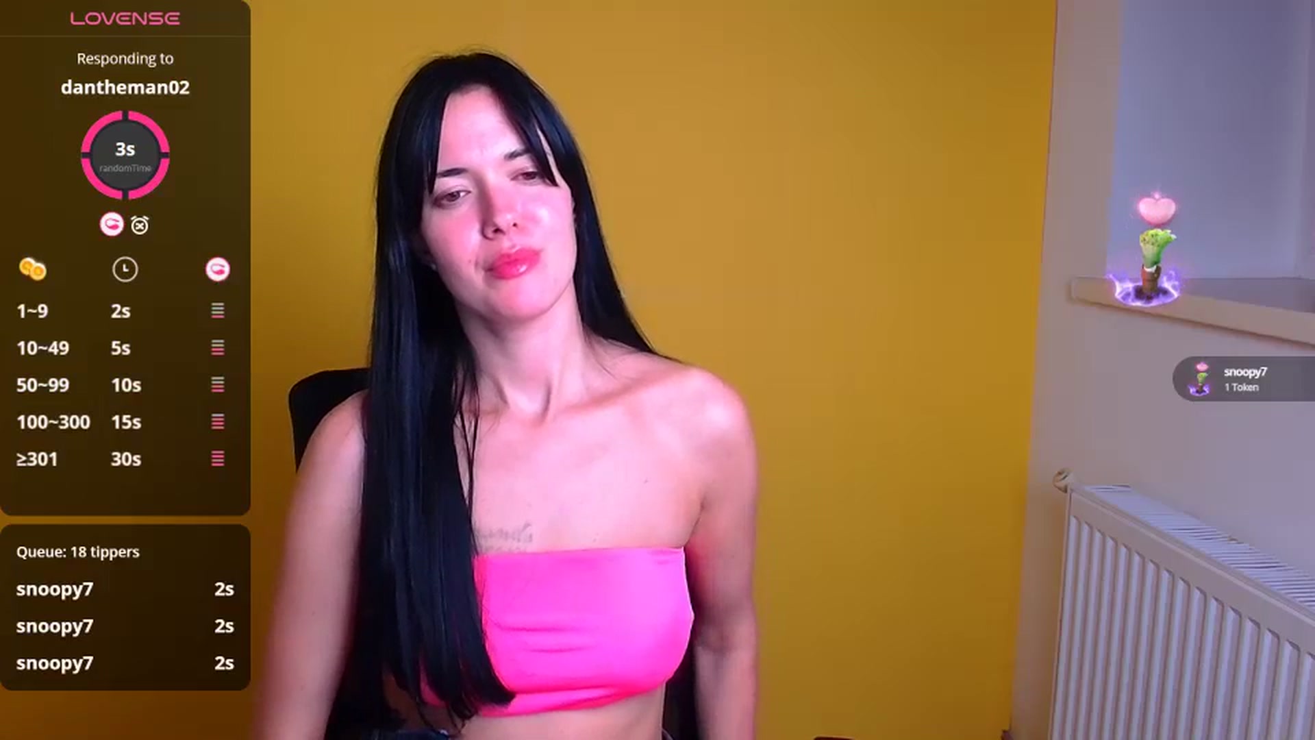 Gallery image thumbnail from Black_Red's myfreecams stream on, 10/17/2024, 24:50 image 11 of 20
