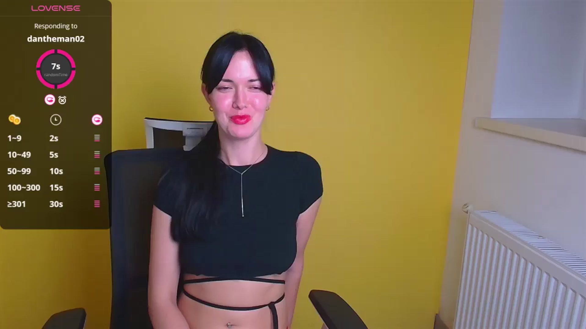 Gallery image thumbnail from Black_Red's myfreecams stream on, 10/18/2024, 15:40 image 13 of 20