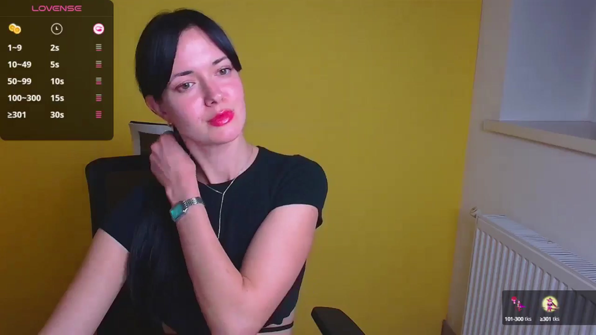 Gallery image thumbnail from Black_Red's myfreecams stream on, 10/18/2024, 15:40 image 20 of 20