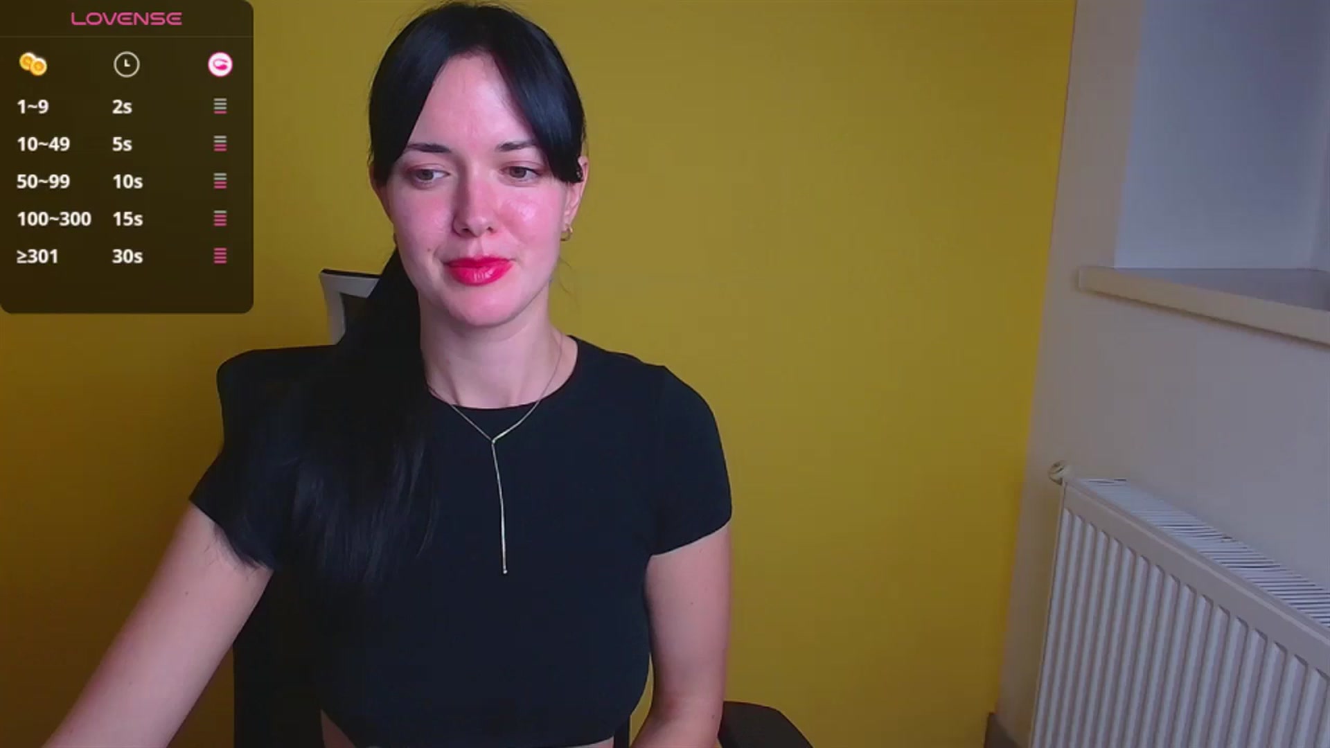 Gallery image thumbnail from Black_Red's myfreecams stream on, 10/18/2024, 15:40 image 3 of 20