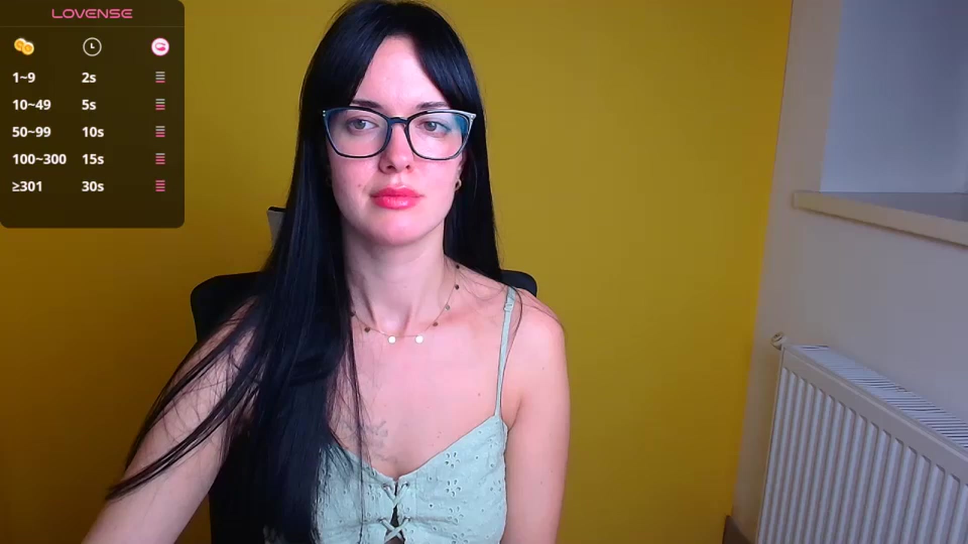 Gallery image thumbnail from Black_Red's myfreecams stream on, 10/19/2024, 09:03 image 14 of 20