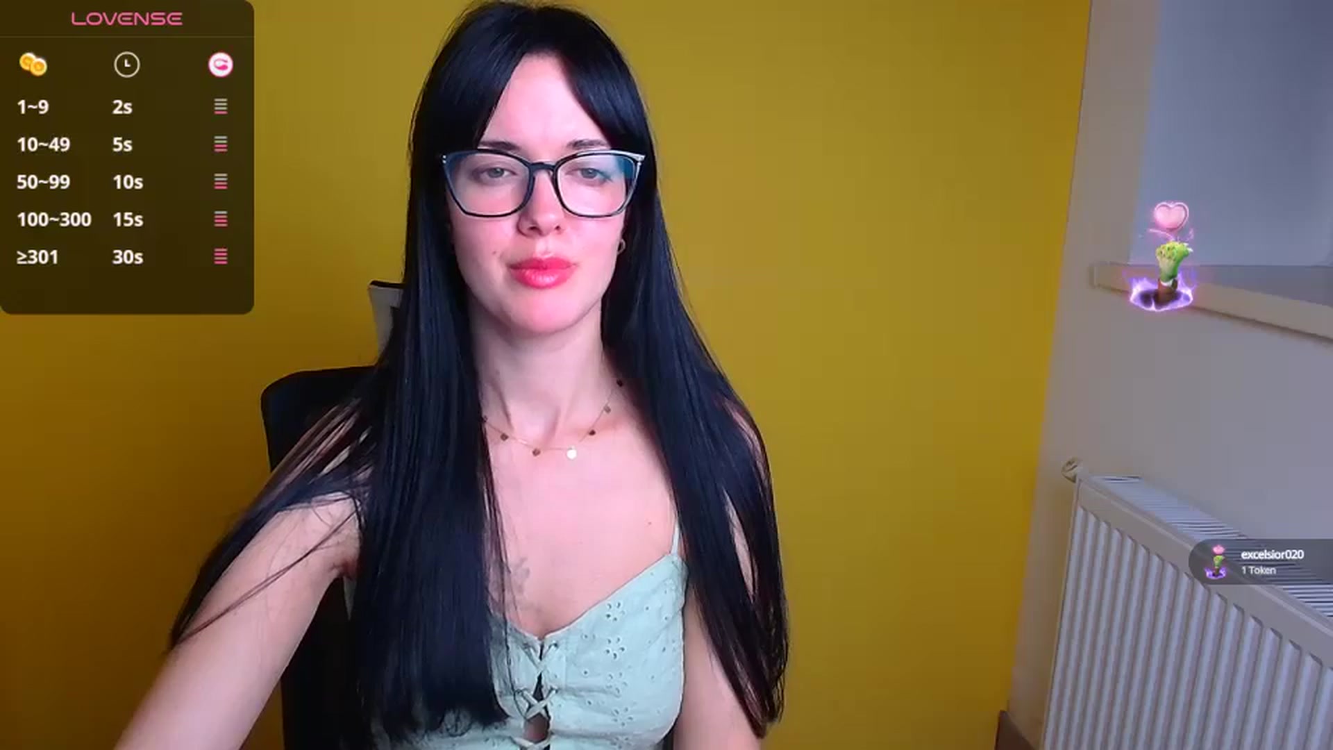 Gallery image thumbnail from Black_Red's myfreecams stream on, 10/19/2024, 09:03 image 13 of 20