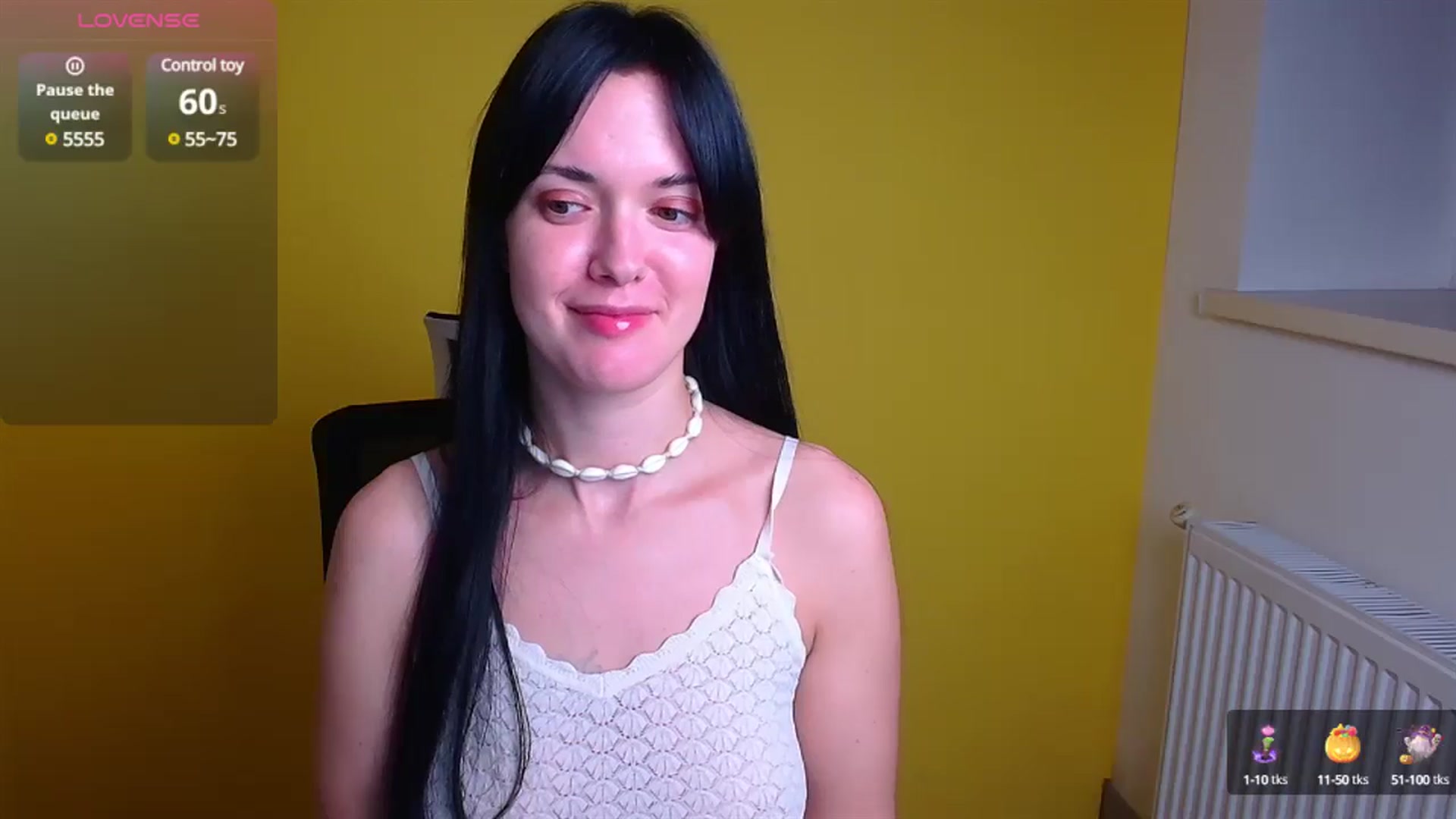 Gallery image thumbnail from Black_Red's myfreecams stream on, 11/06/2024, 21:24 image 6 of 20