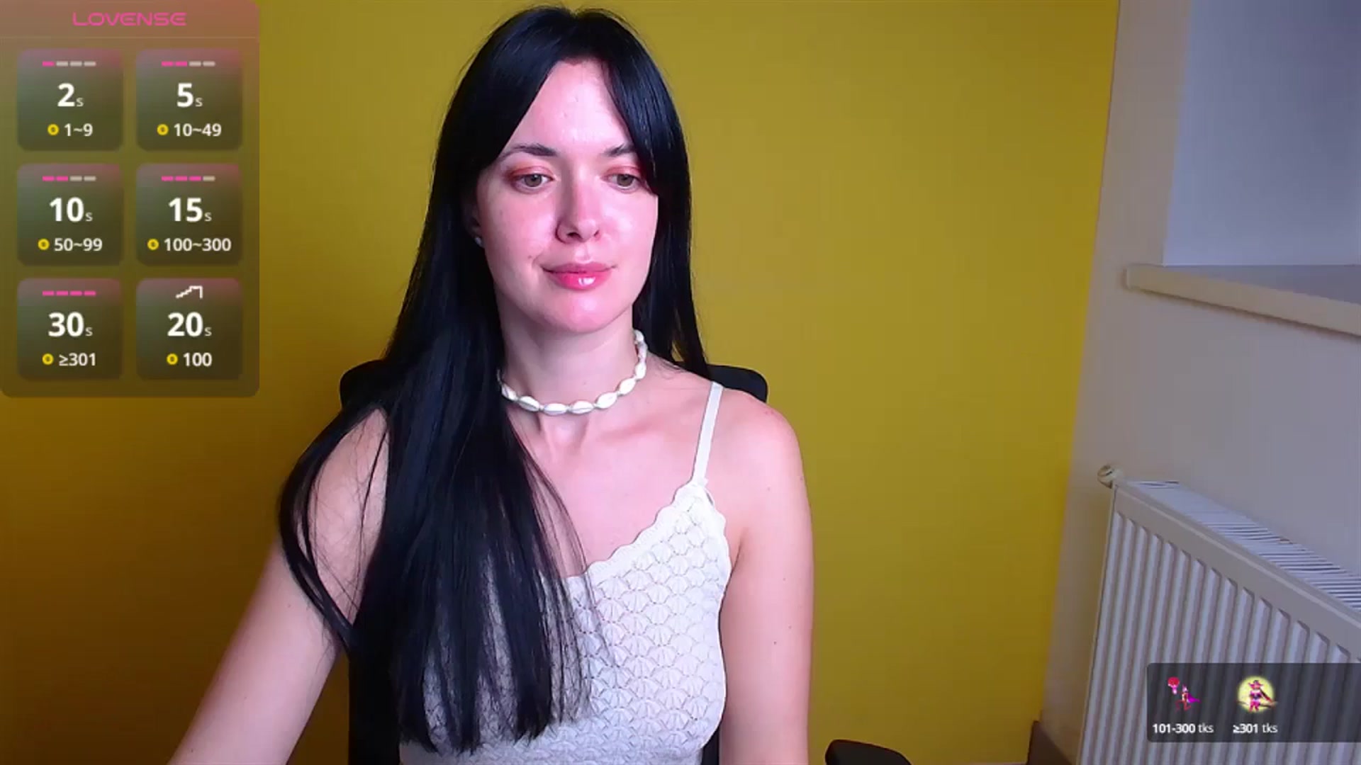 Gallery image thumbnail from Black_Red's myfreecams stream on, 11/06/2024, 23:30 image 7 of 20