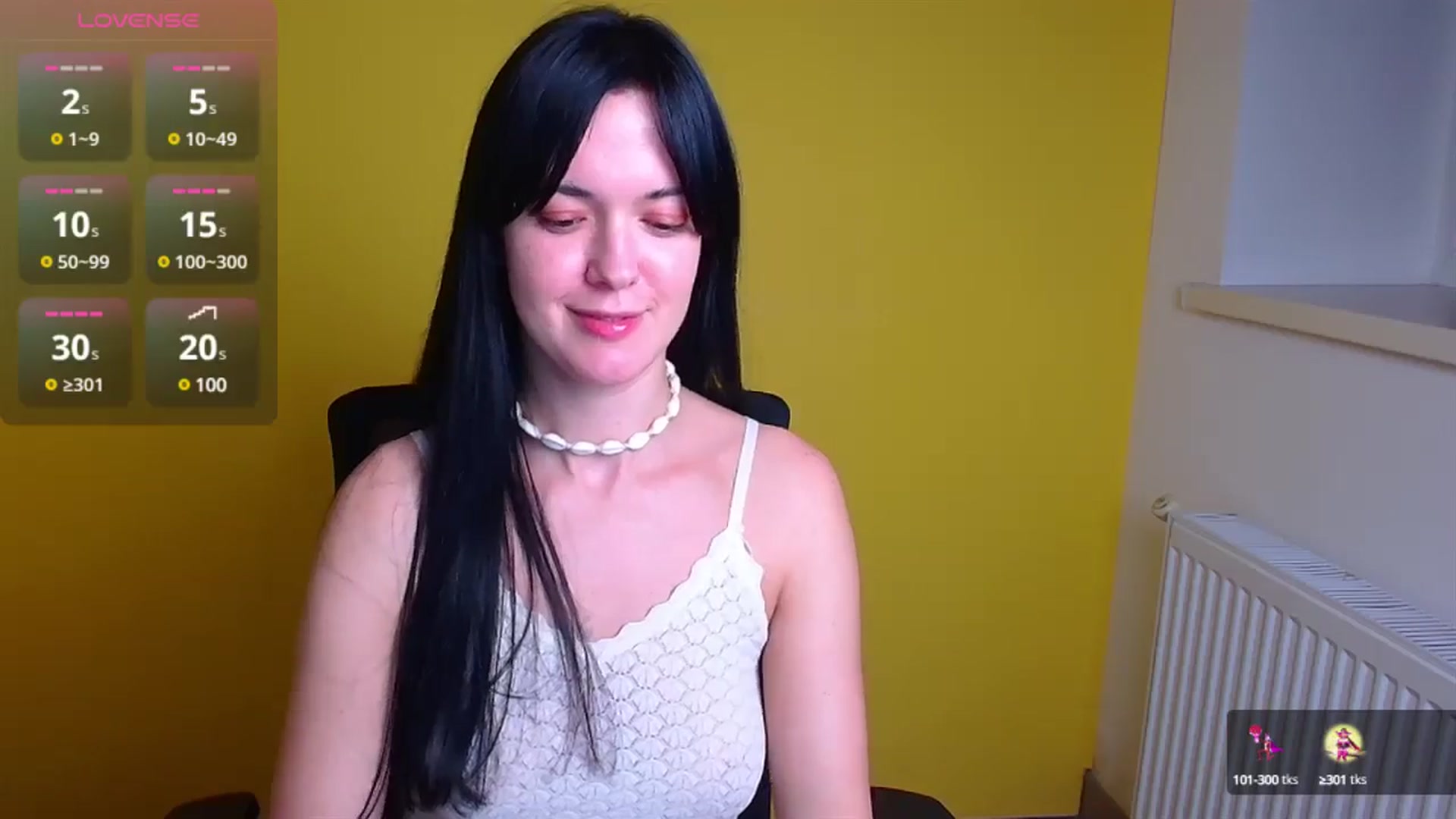 Gallery image thumbnail from Black_Red's myfreecams stream on, 11/06/2024, 23:30 image 3 of 20