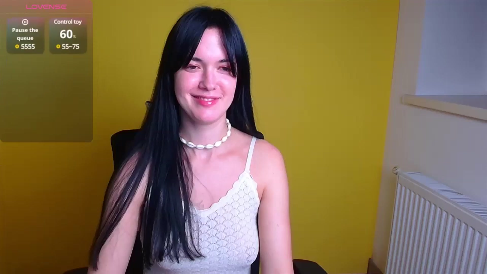 Gallery image thumbnail from Black_Red's myfreecams stream on, 11/06/2024, 23:30 image 4 of 20