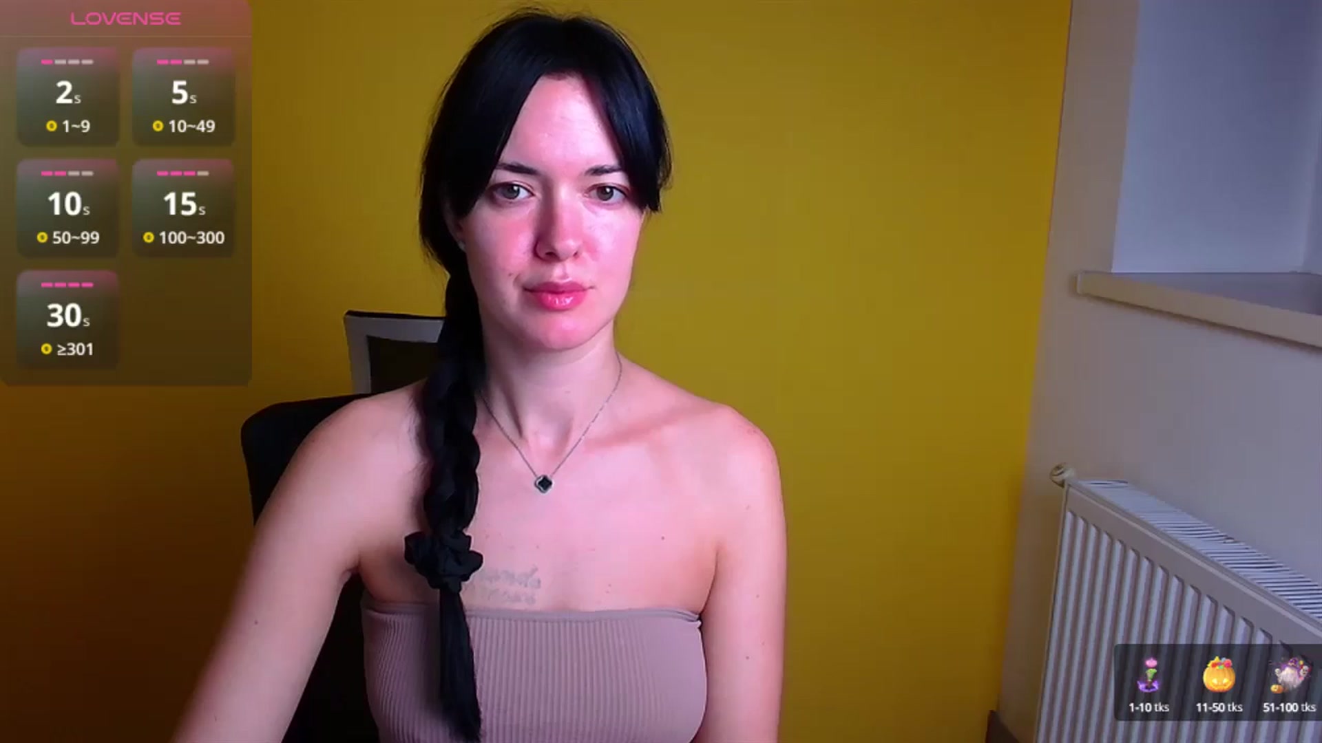 Gallery image thumbnail from Black_Red's myfreecams stream on, 11/09/2024, 07:58 image 9 of 20