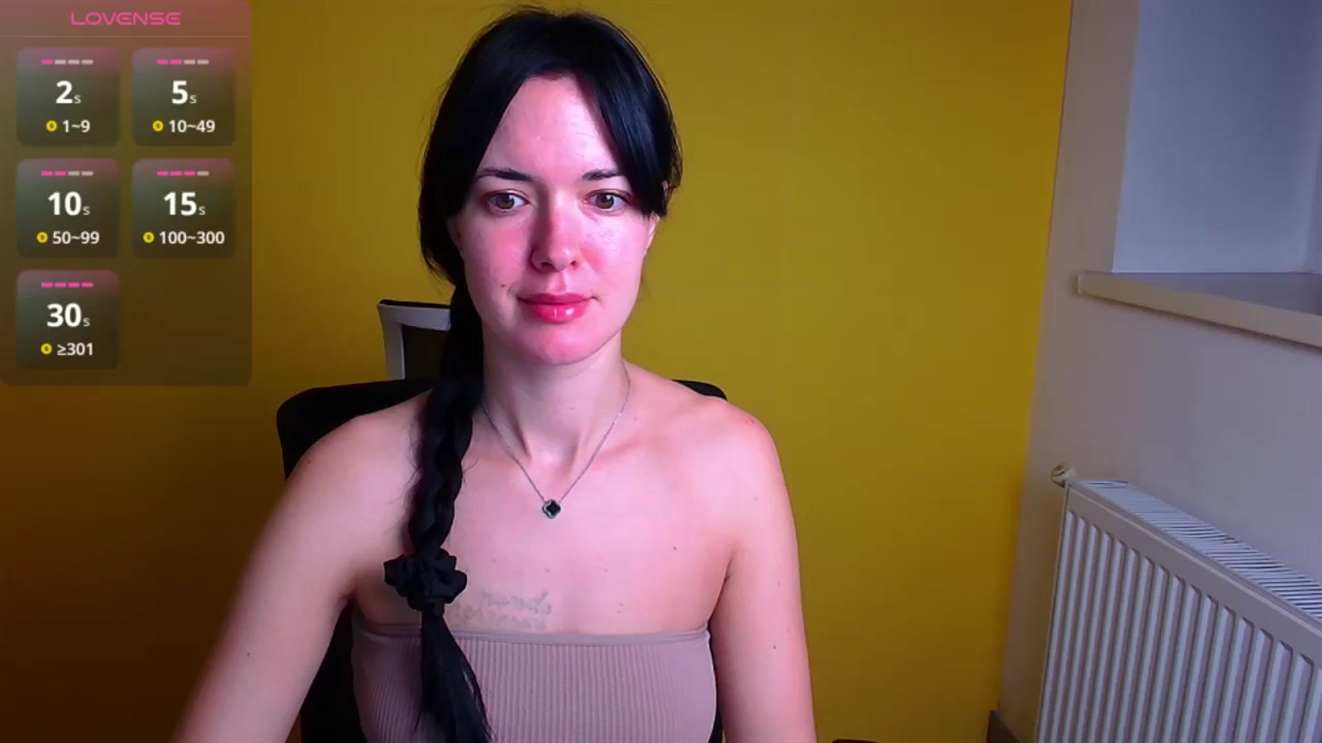 Gallery image thumbnail from Black_Red's myfreecams stream on, 11/09/2024, 07:58 image 3 of 20