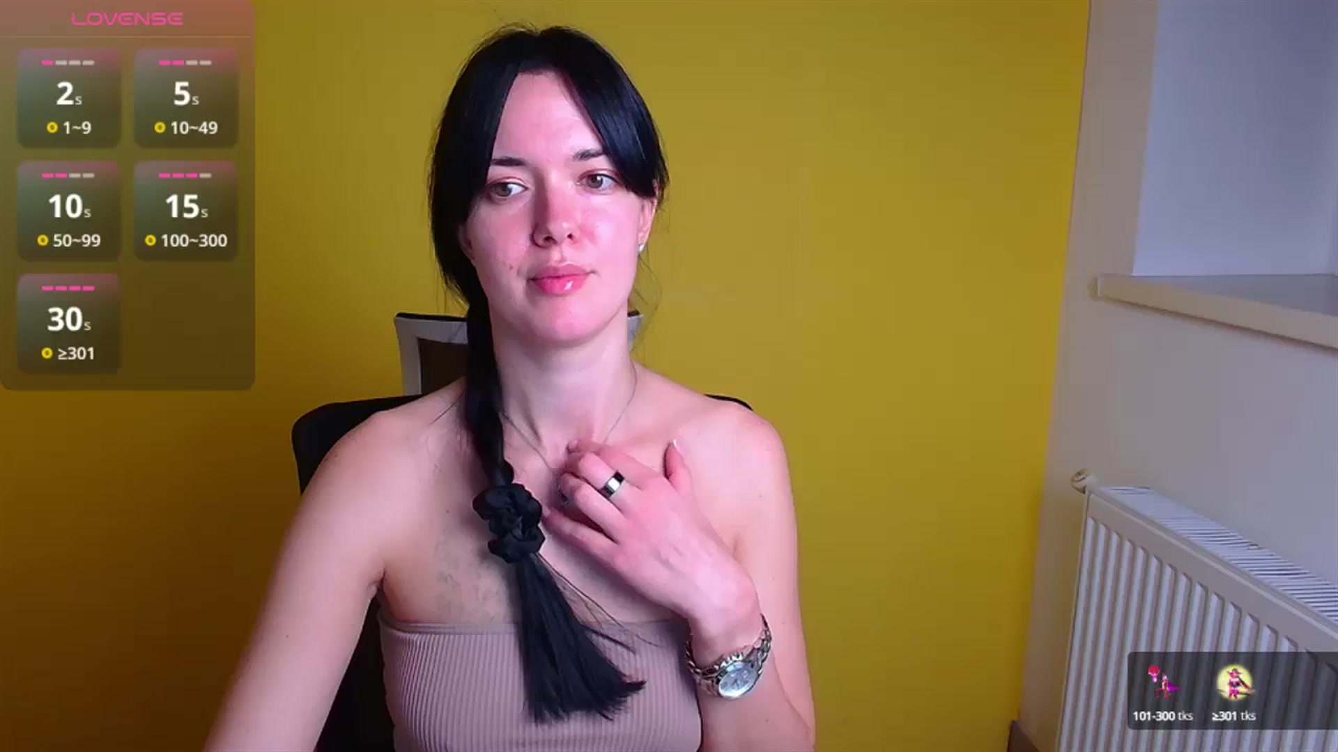 Gallery image thumbnail from Black_Red's myfreecams stream on, 11/09/2024, 08:55 image 15 of 20