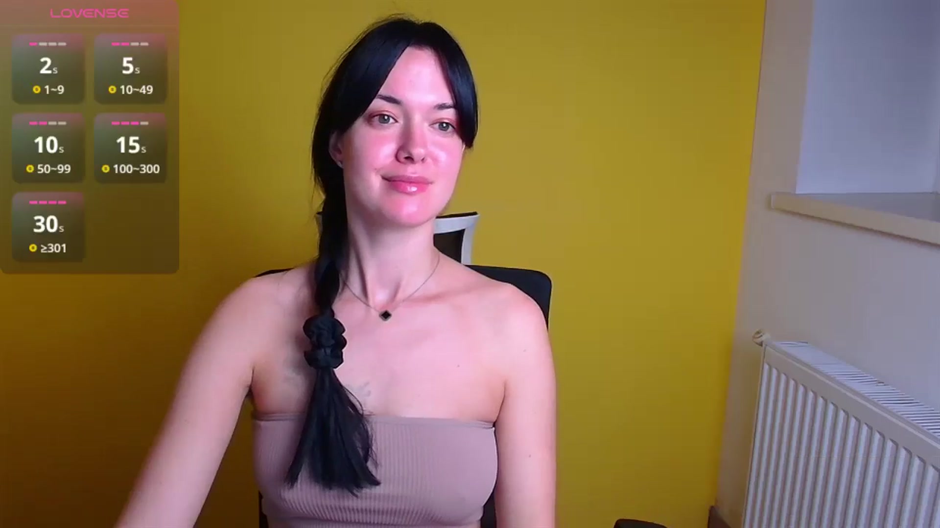 Gallery image thumbnail from Black_Red's myfreecams stream on, 11/09/2024, 08:55 image 11 of 20