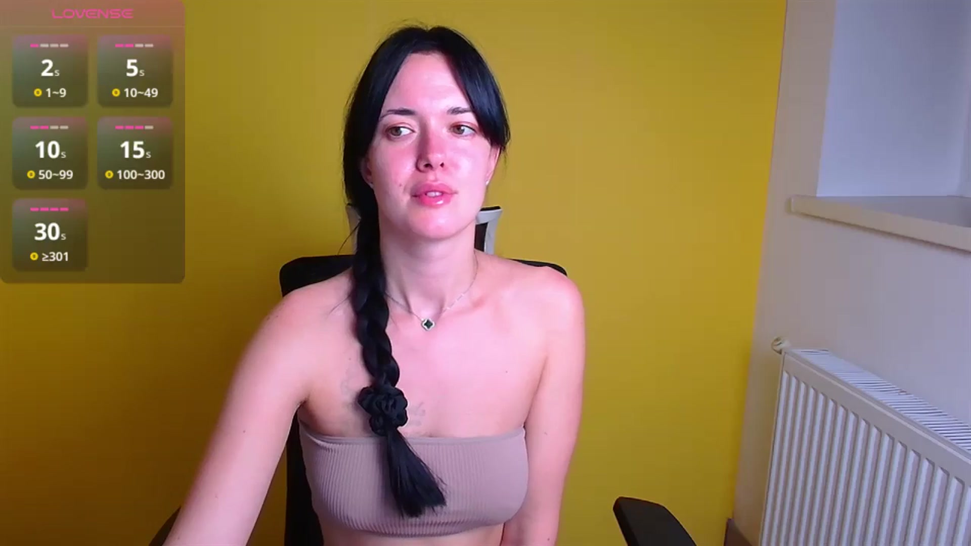 Gallery image thumbnail from Black_Red's myfreecams stream on, 11/09/2024, 11:05 image 17 of 20