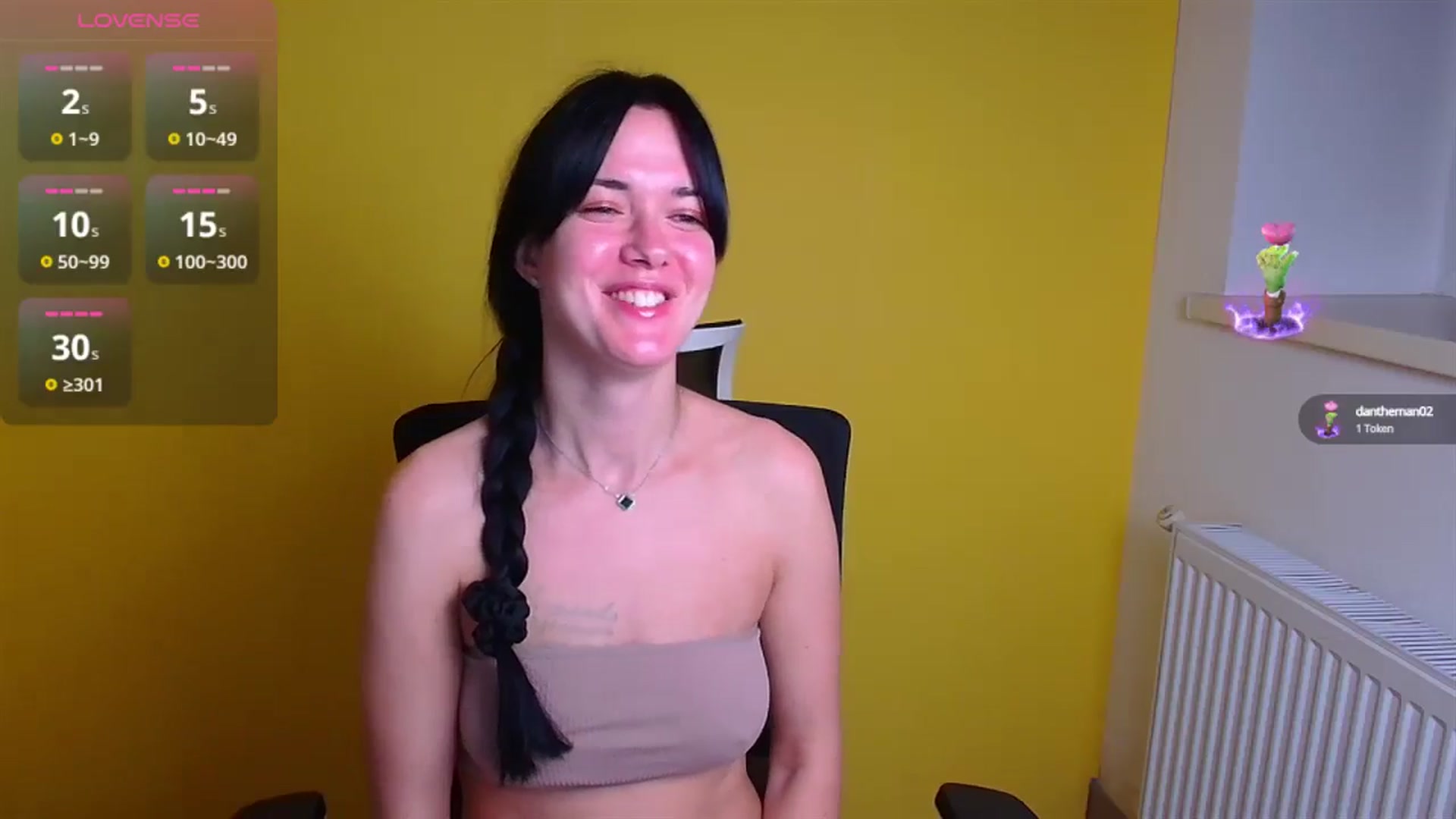 Gallery image thumbnail from Black_Red's myfreecams stream on, 11/09/2024, 11:05 image 15 of 20