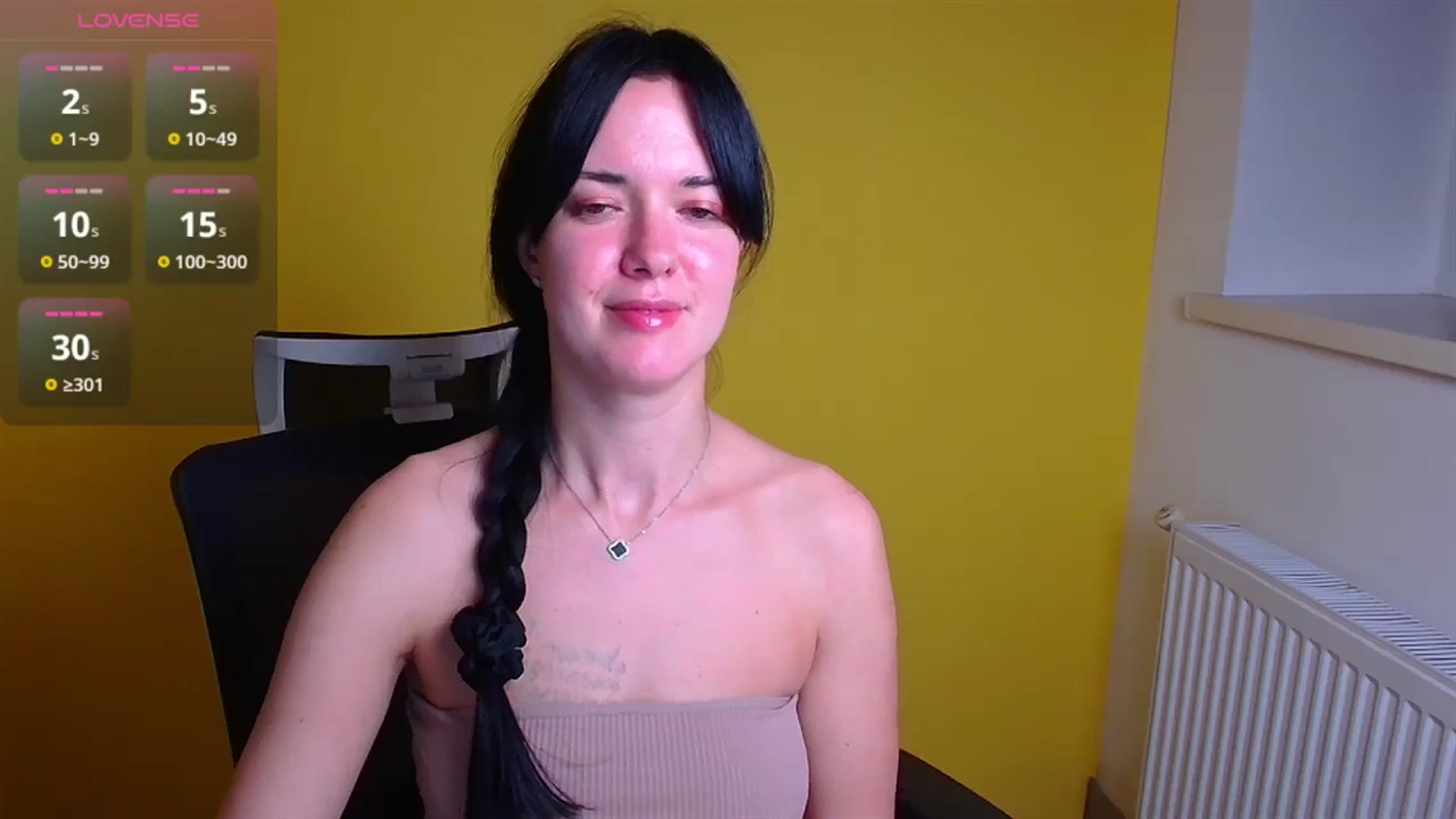 Gallery image thumbnail from Black_Red's myfreecams stream on, 11/09/2024, 11:05 image 2 of 20