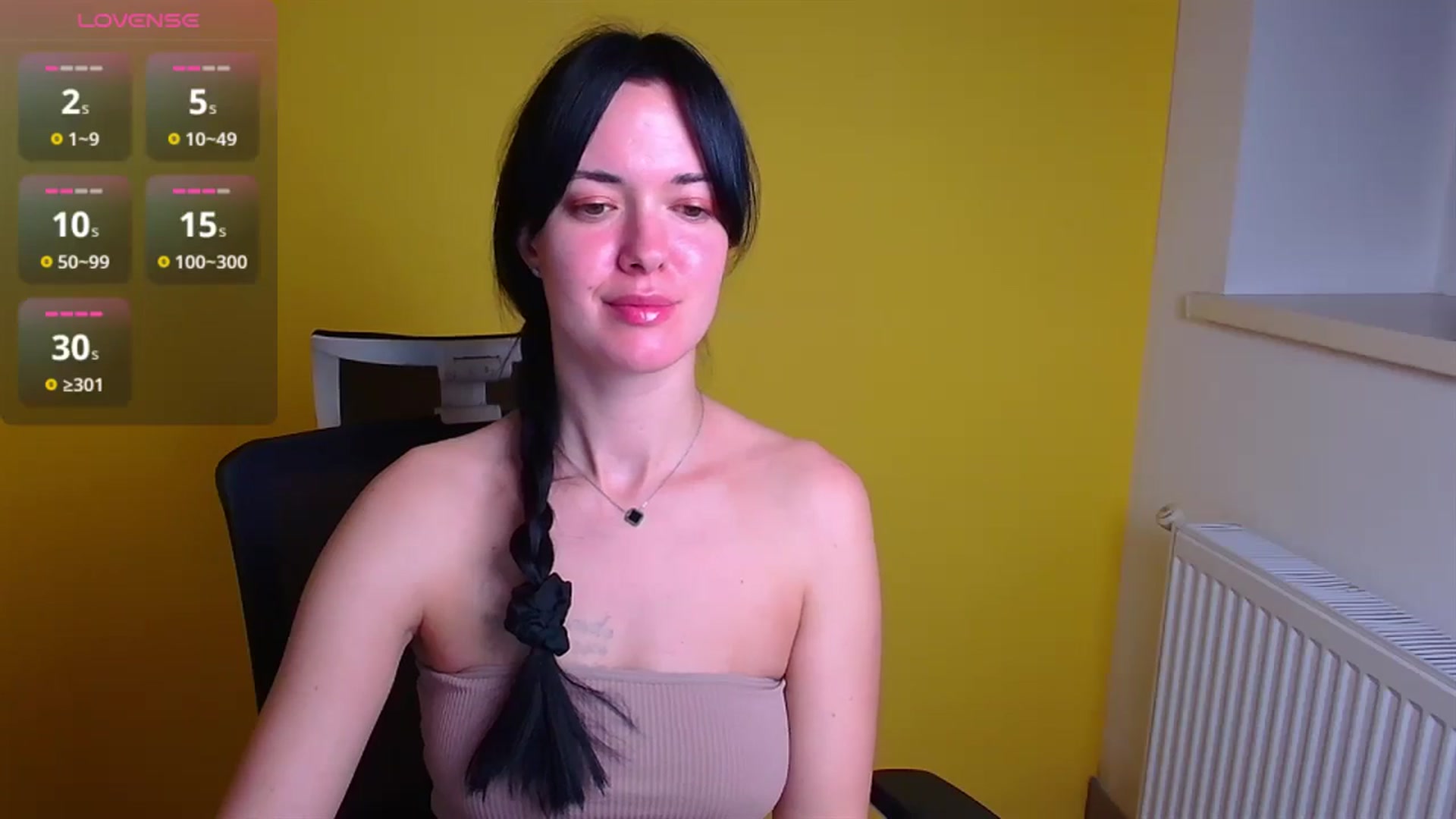 Gallery image thumbnail from Black_Red's myfreecams stream on, 11/09/2024, 11:05 image 7 of 20