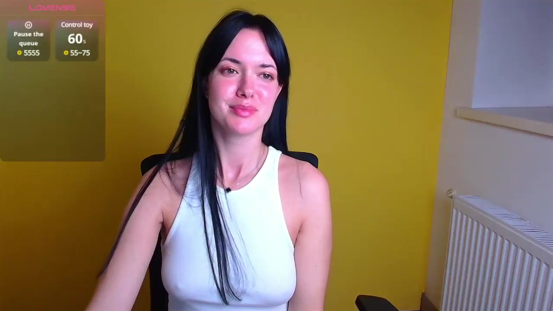 Gallery image thumbnail from Black_Red's myfreecams stream on, 11/10/2024, 10:06 image 19 of 20