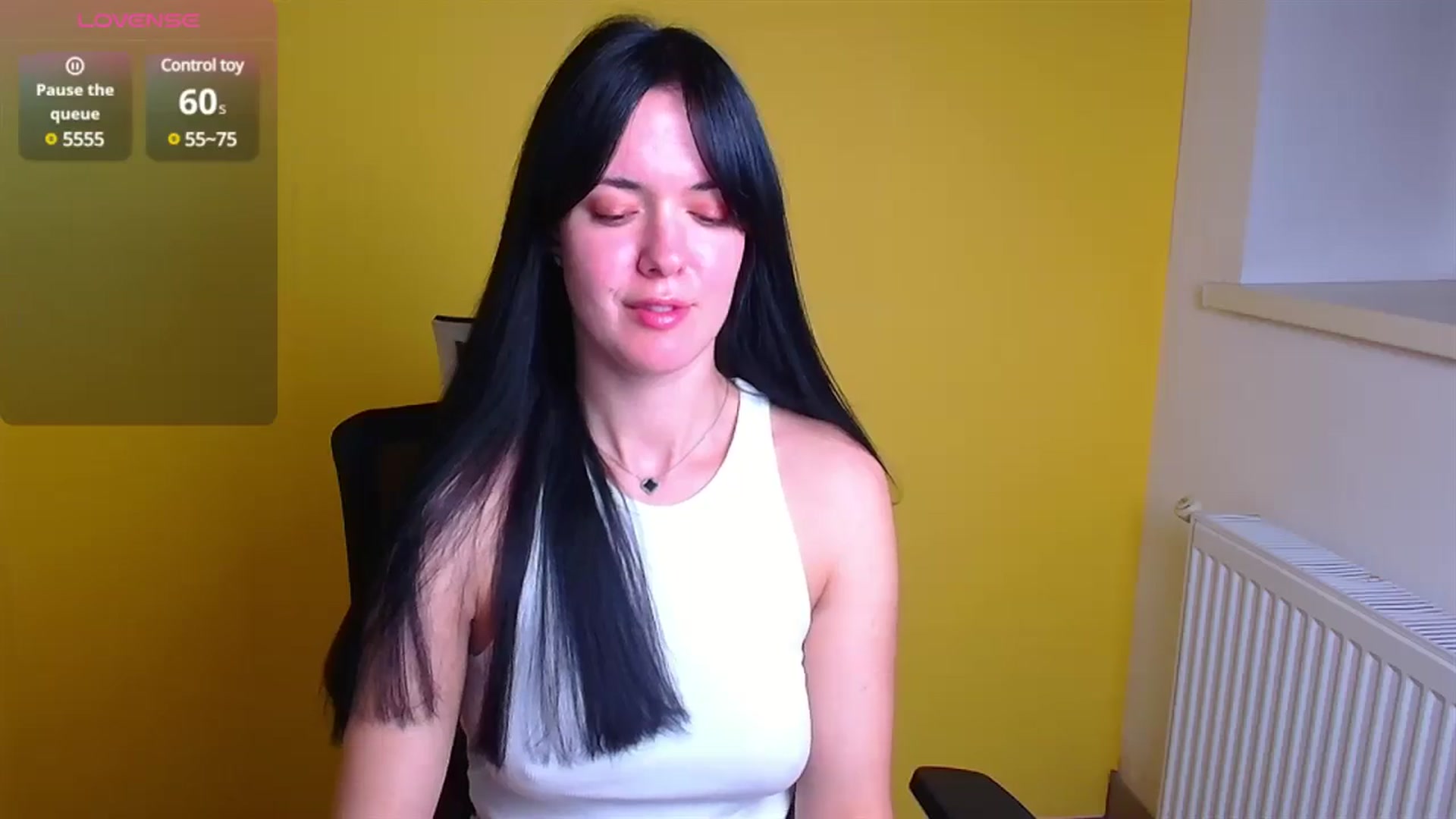 Gallery image thumbnail from Black_Red's myfreecams stream on, 11/10/2024, 10:06 image 16 of 20