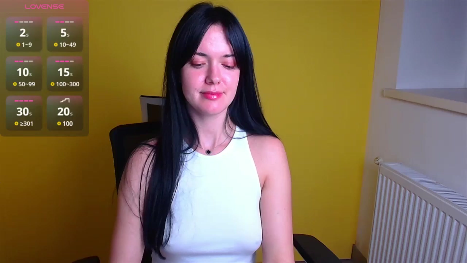 Gallery image thumbnail from Black_Red's myfreecams stream on, 11/10/2024, 13:06 image 15 of 20