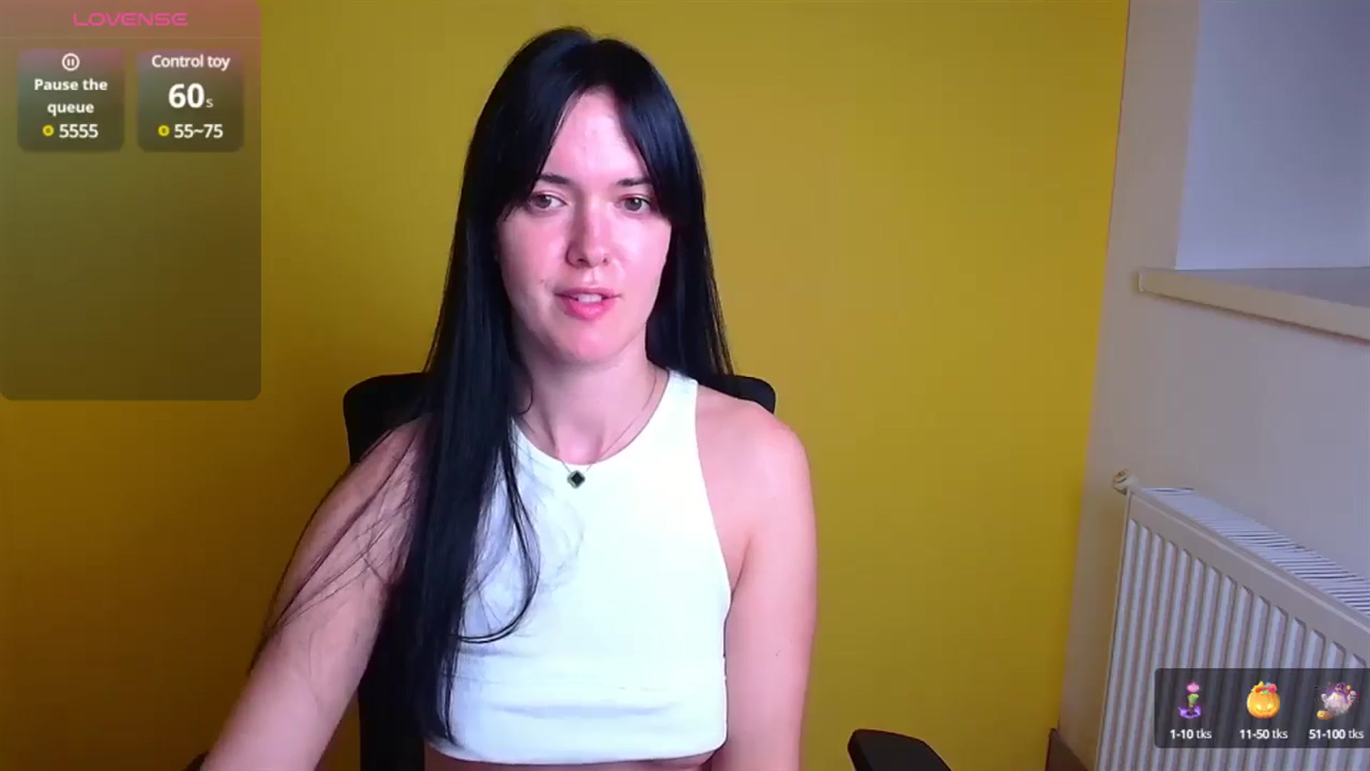 Gallery image thumbnail from Black_Red's myfreecams stream on, 11/10/2024, 14:36 image 16 of 20