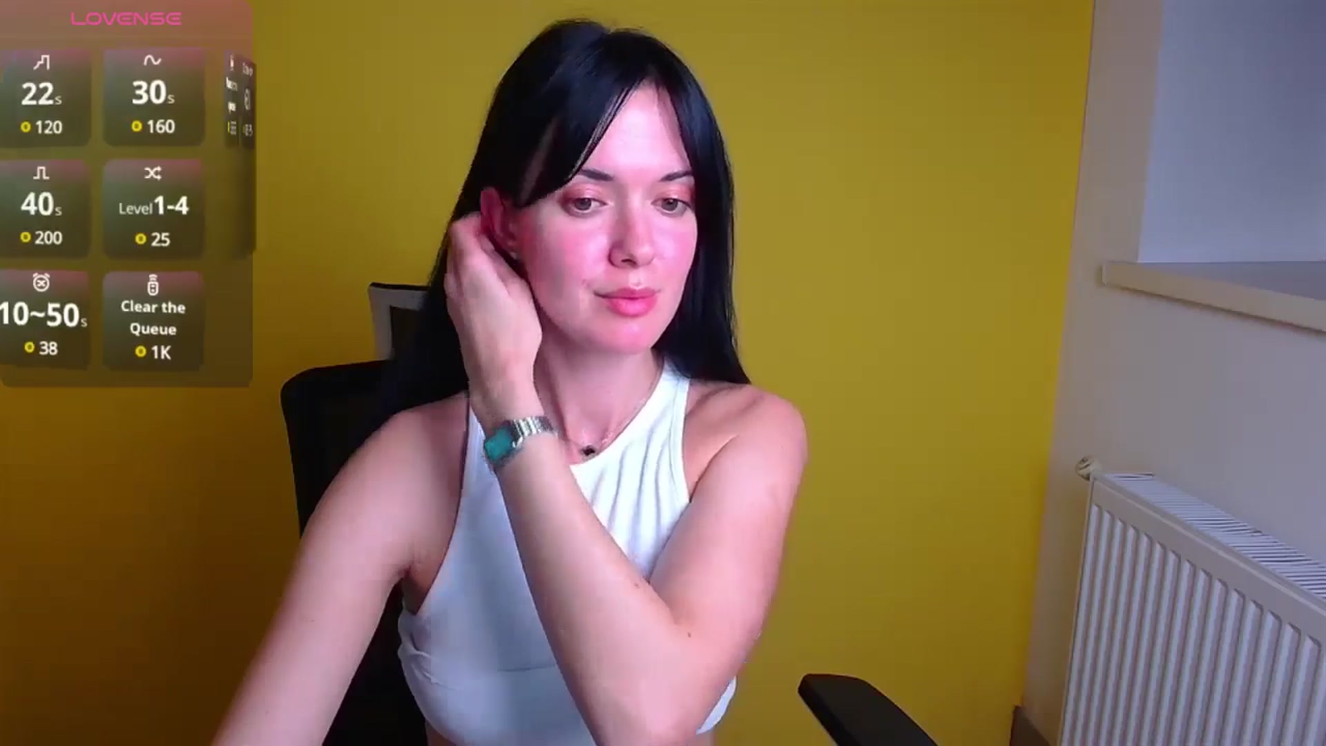 Gallery image thumbnail from Black_Red's myfreecams stream on, 11/10/2024, 19:37 image 18 of 20