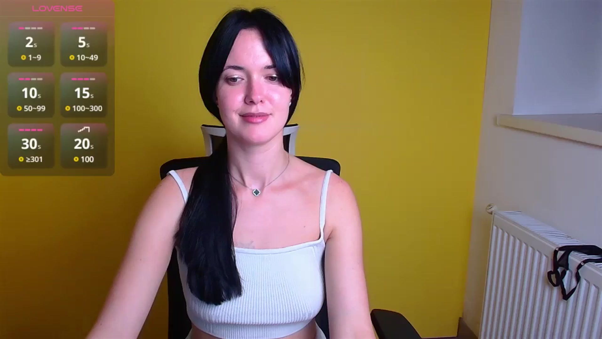 Gallery image thumbnail from Black_Red's myfreecams stream on, 11/11/2024, 21:22 image 14 of 20