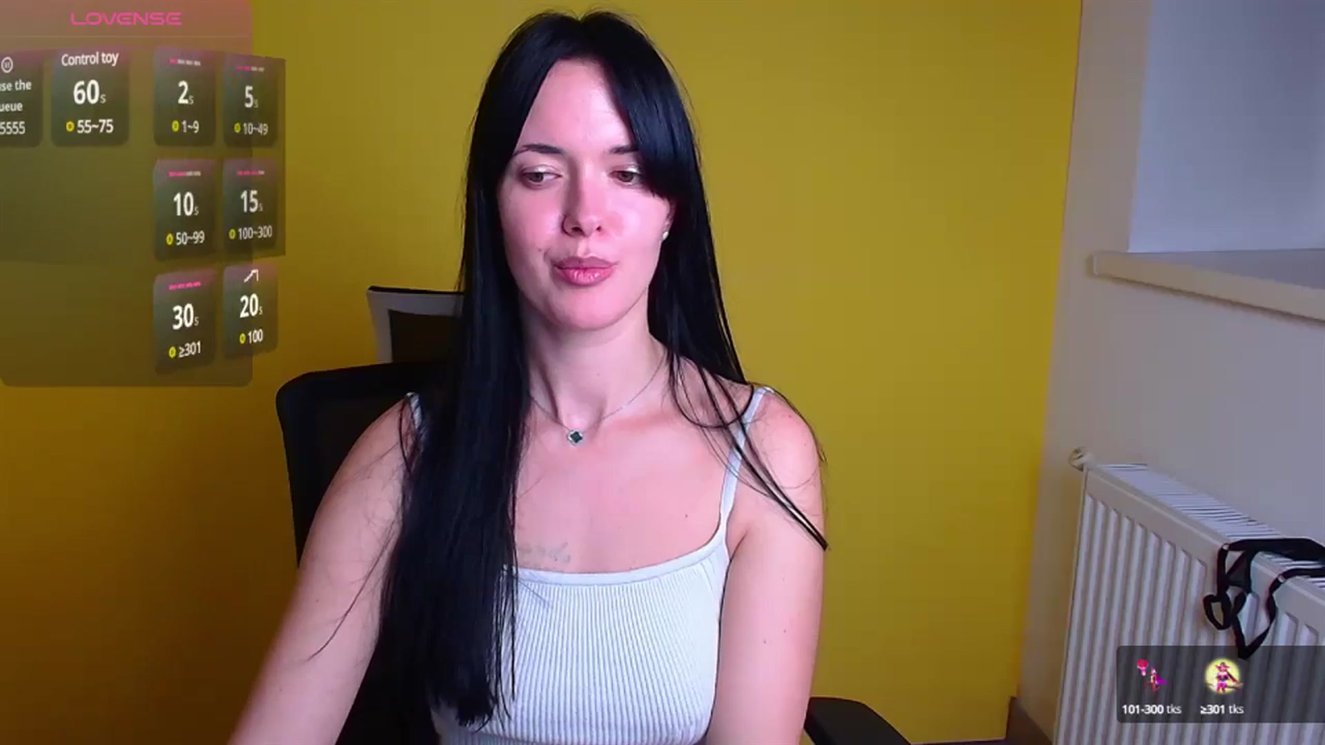 Gallery image thumbnail from Black_Red's myfreecams stream on, 11/11/2024, 21:22 image 12 of 20