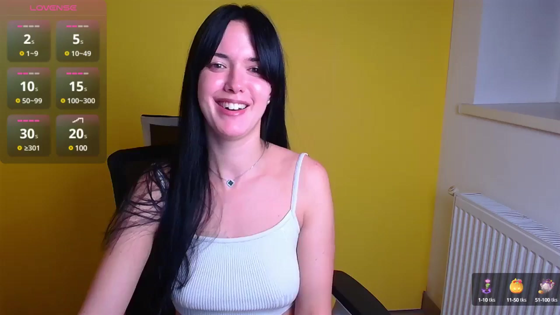 Gallery image thumbnail from Black_Red's myfreecams stream on, 11/11/2024, 21:22 image 3 of 20