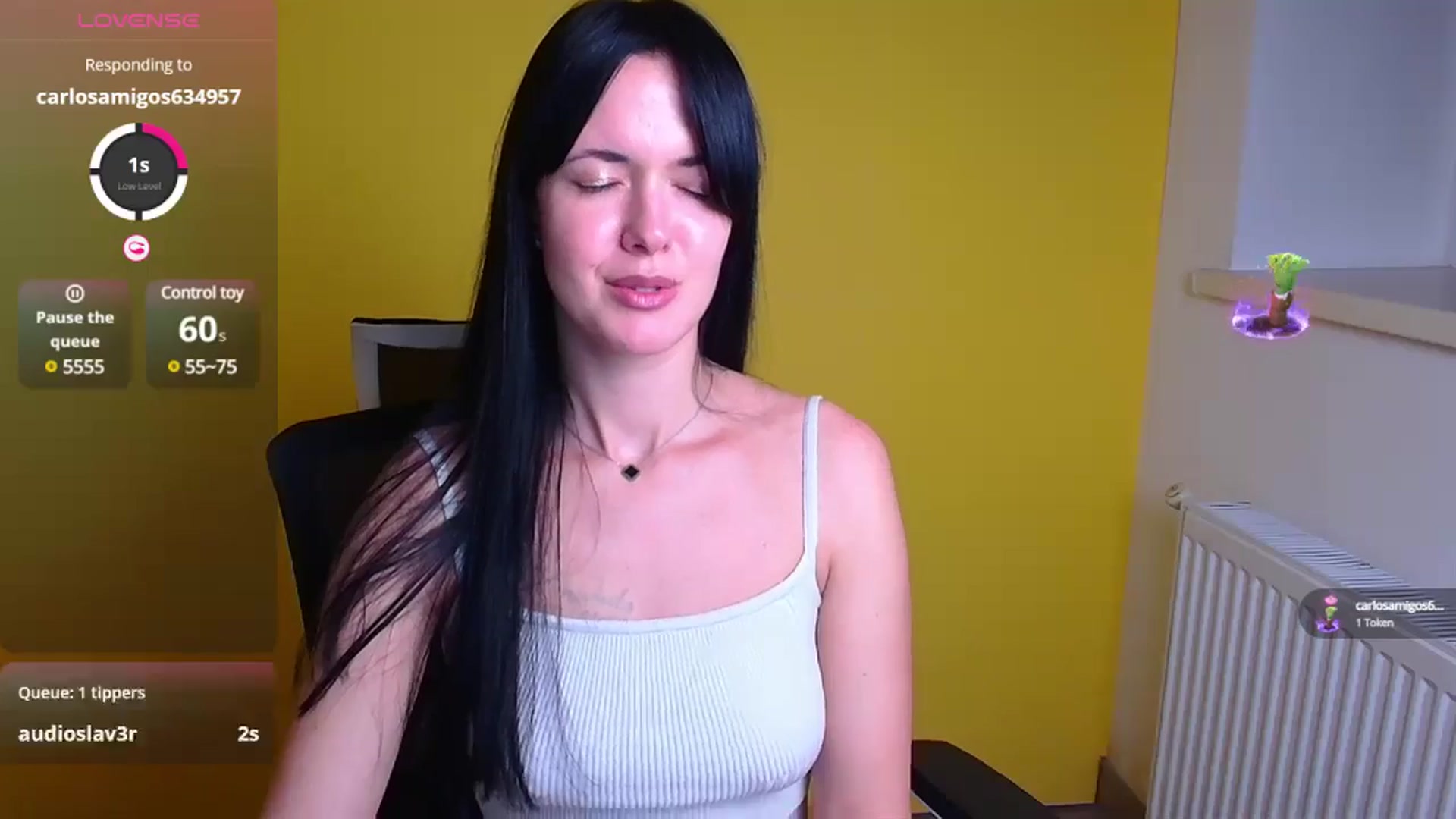 Gallery image thumbnail from Black_Red's myfreecams stream on, 11/11/2024, 21:22 image 2 of 20