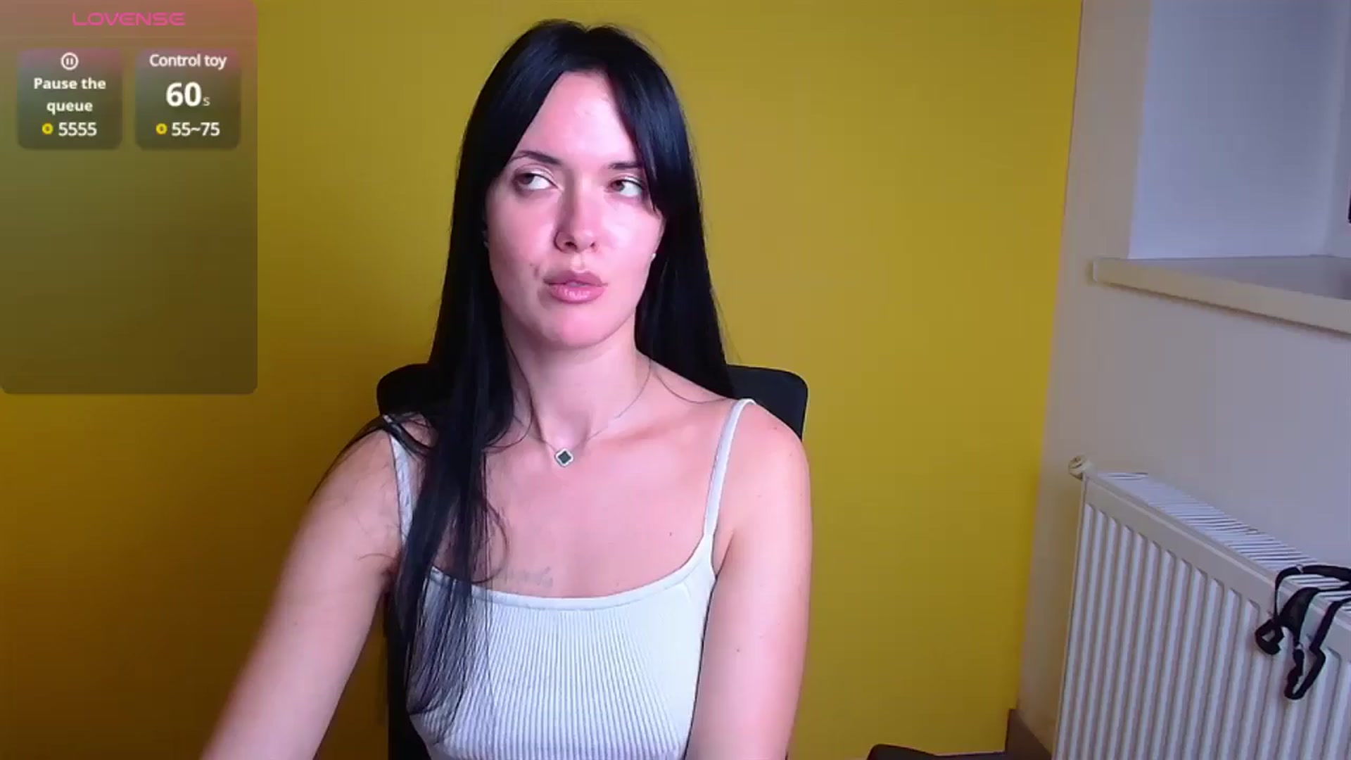 Gallery image thumbnail from Black_Red's myfreecams stream on, 11/11/2024, 21:50 image 6 of 20