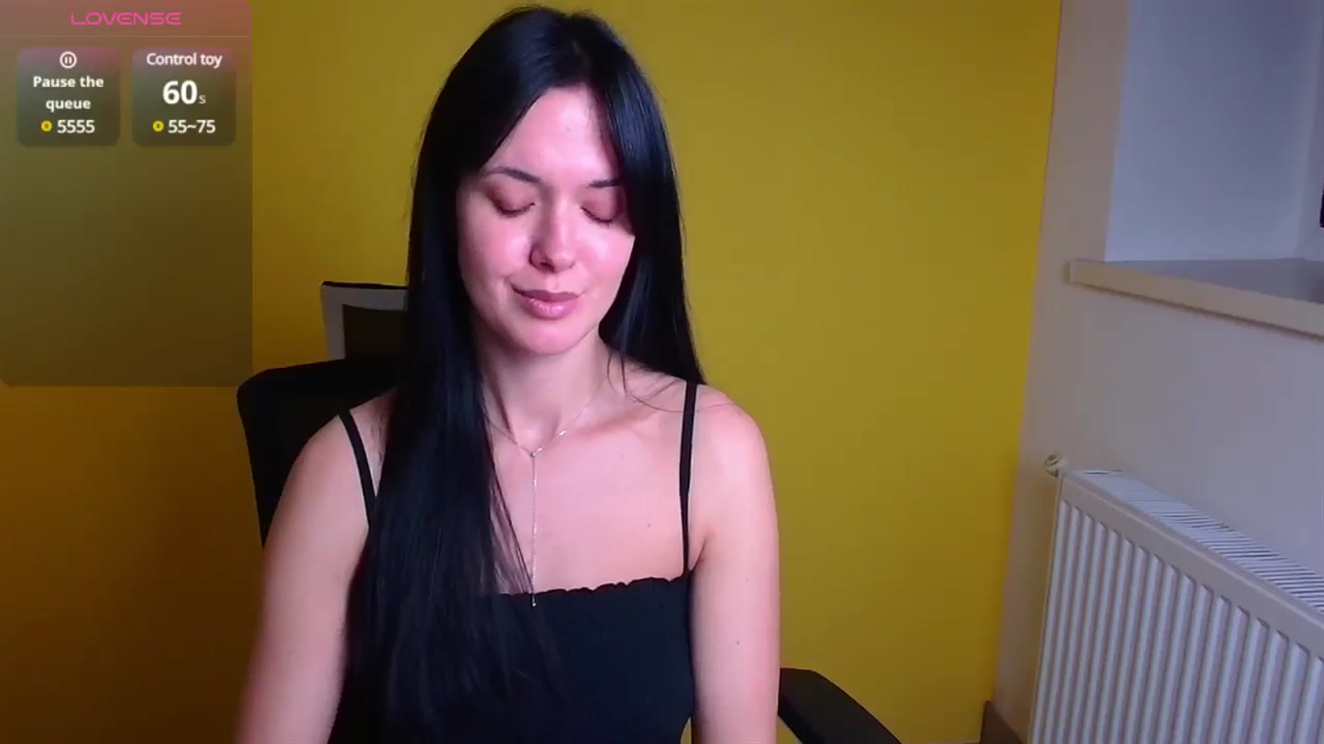 Gallery image thumbnail from Black_Red's myfreecams stream on, 11/13/2024, 14:05 image 2 of 20