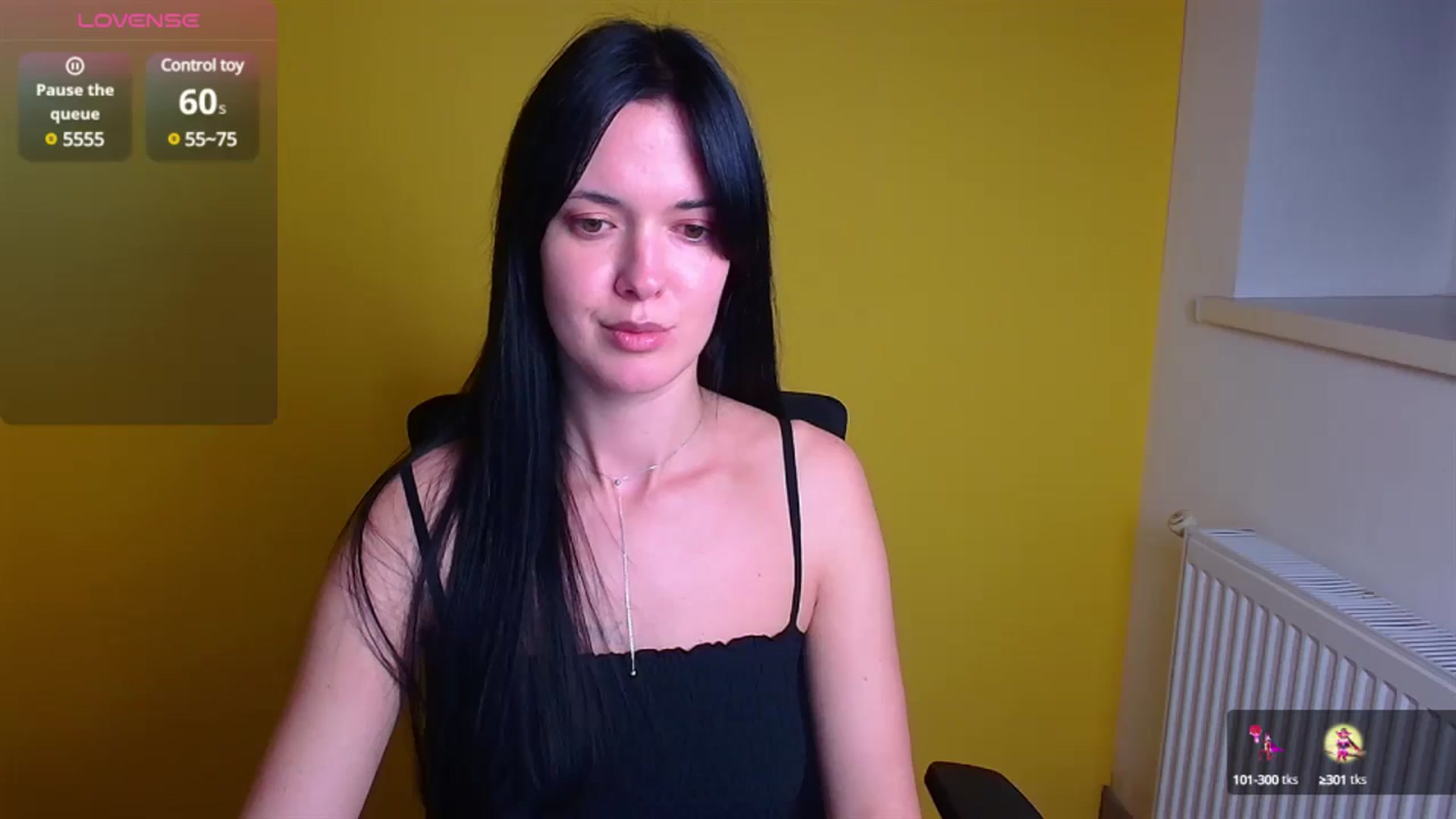 Gallery image thumbnail from Black_Red's myfreecams stream on, 11/13/2024, 14:24 image 15 of 20