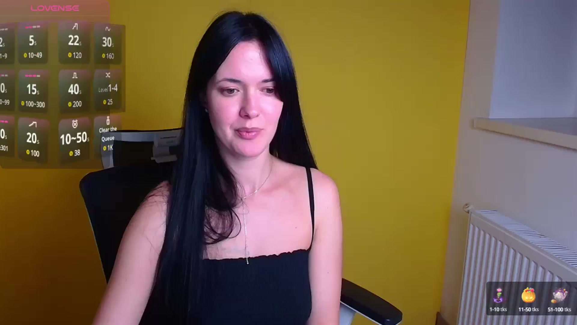 Gallery image thumbnail from Black_Red's myfreecams stream on, 11/13/2024, 14:24 image 1 of 20