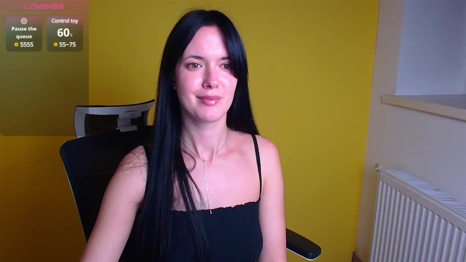 Gallery image thumbnail from Black_Red's myfreecams stream on, 11/13/2024, 14:24 image 4 of 20
