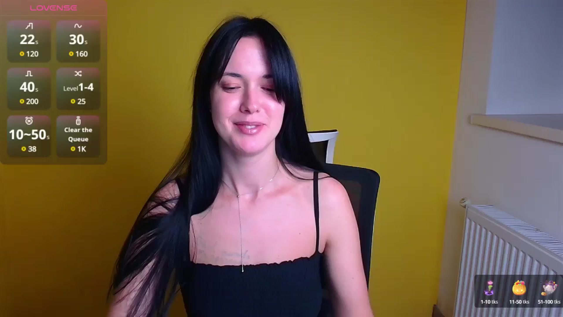 Gallery image thumbnail from Black_Red's myfreecams stream on, 11/13/2024, 14:54 image 1 of 20