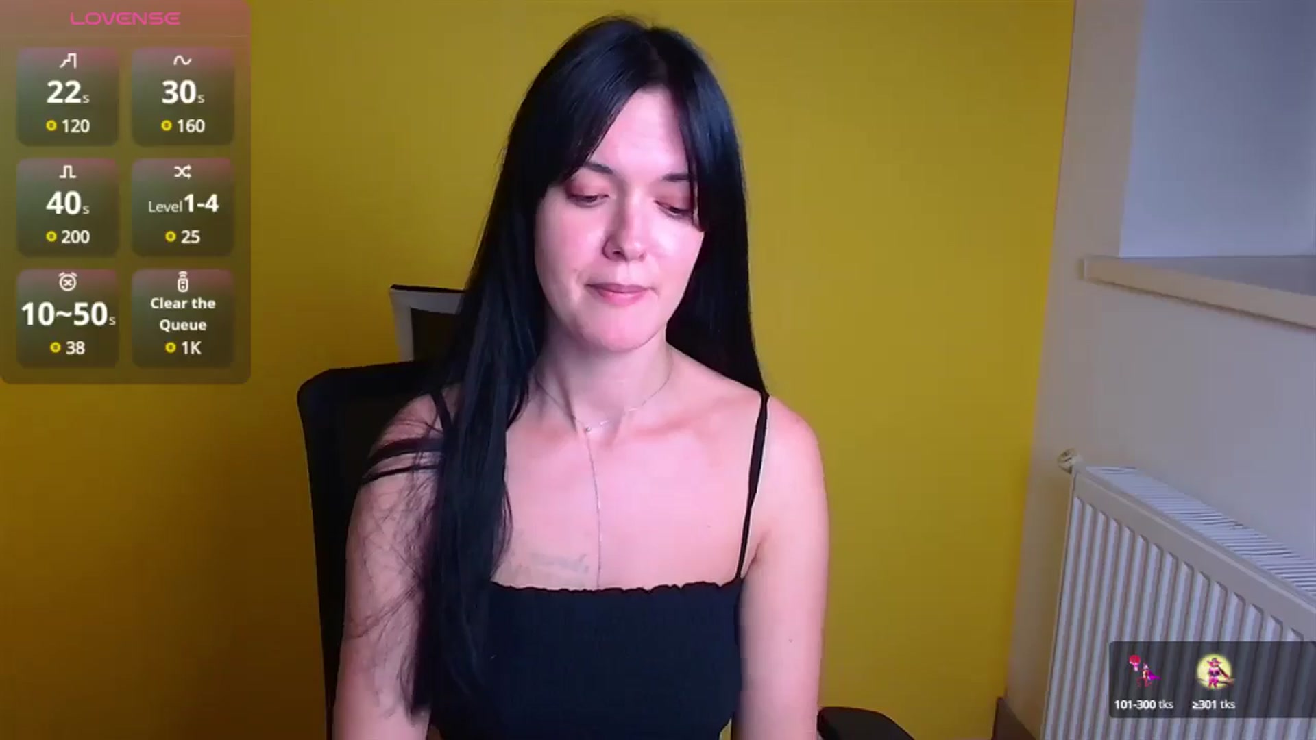 Gallery image thumbnail from Black_Red's myfreecams stream on, 11/13/2024, 17:23 image 11 of 20
