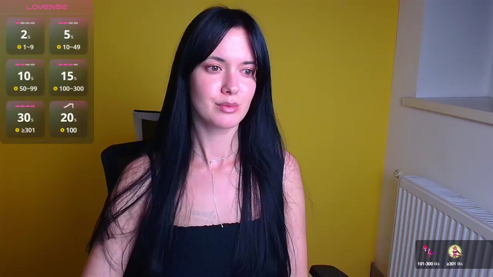 Gallery image thumbnail from Black_Red's myfreecams stream on, 11/13/2024, 17:23 image 3 of 20