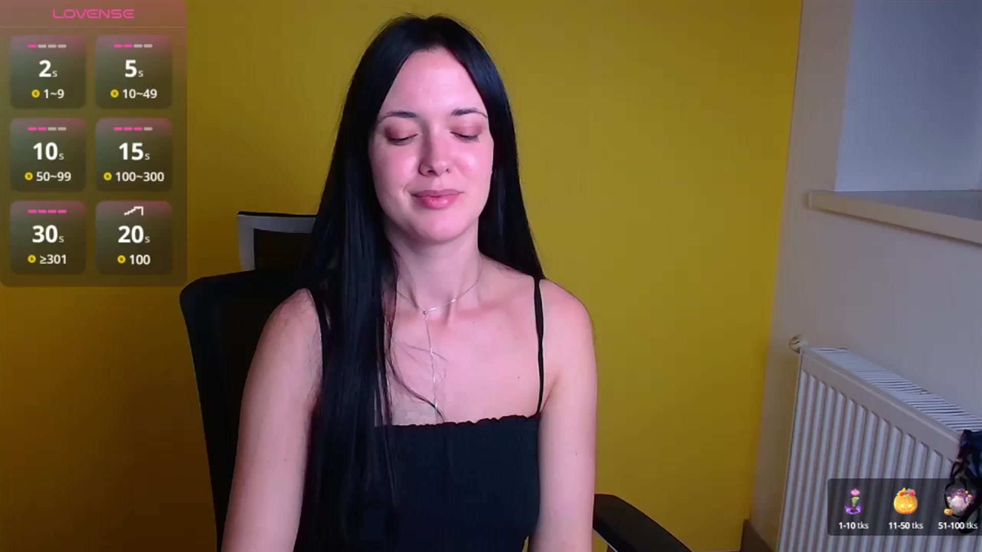 Gallery image thumbnail from Black_Red's myfreecams stream on, 11/13/2024, 17:23 image 18 of 20