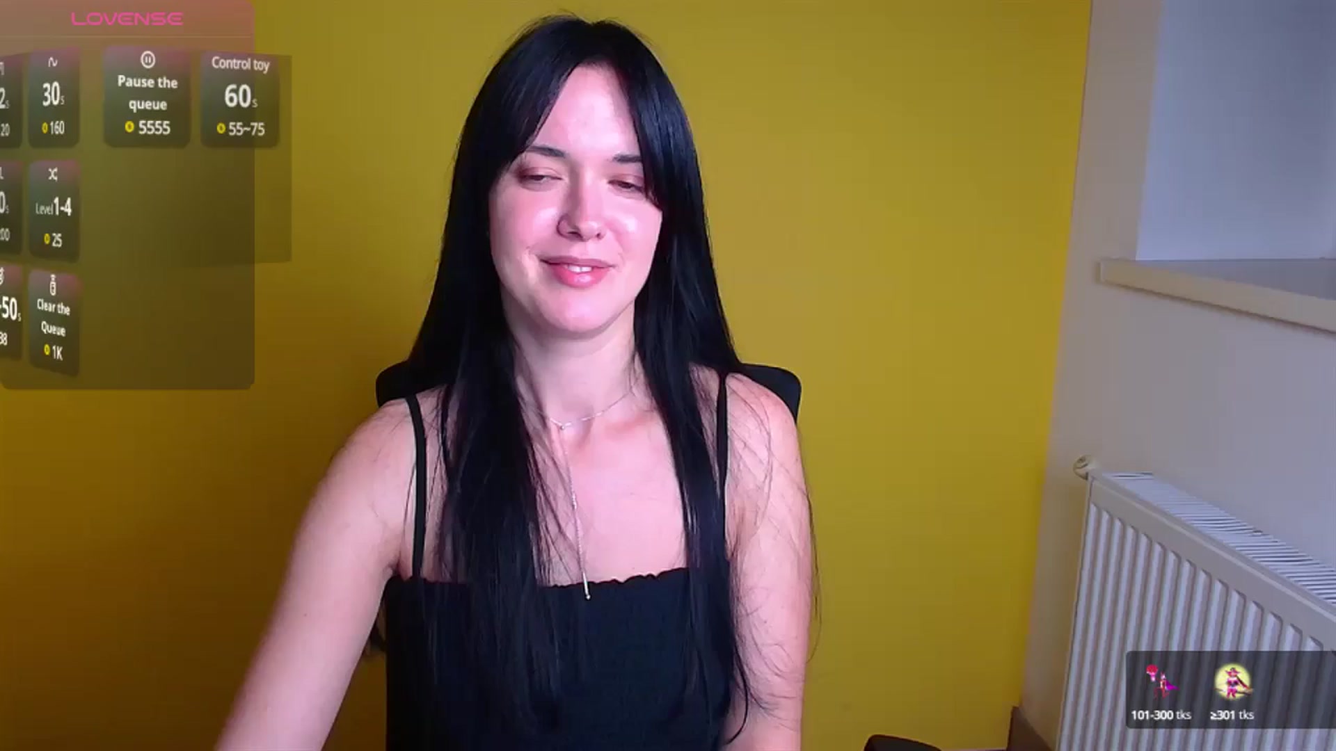 Gallery image thumbnail from Black_Red's myfreecams stream on, 11/13/2024, 17:23 image 15 of 20