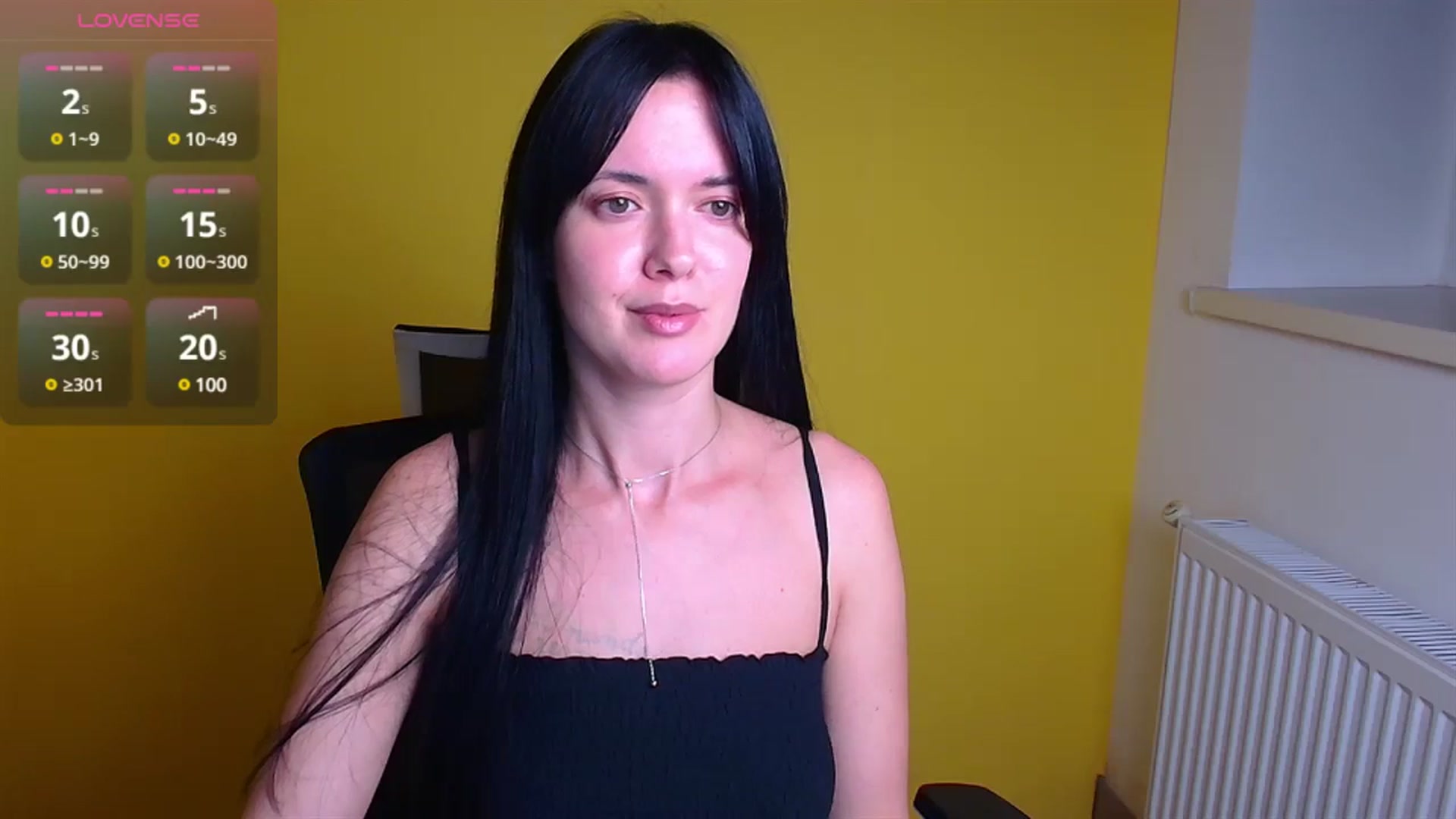Gallery image thumbnail from Black_Red's myfreecams stream on, 11/13/2024, 17:23 image 4 of 20