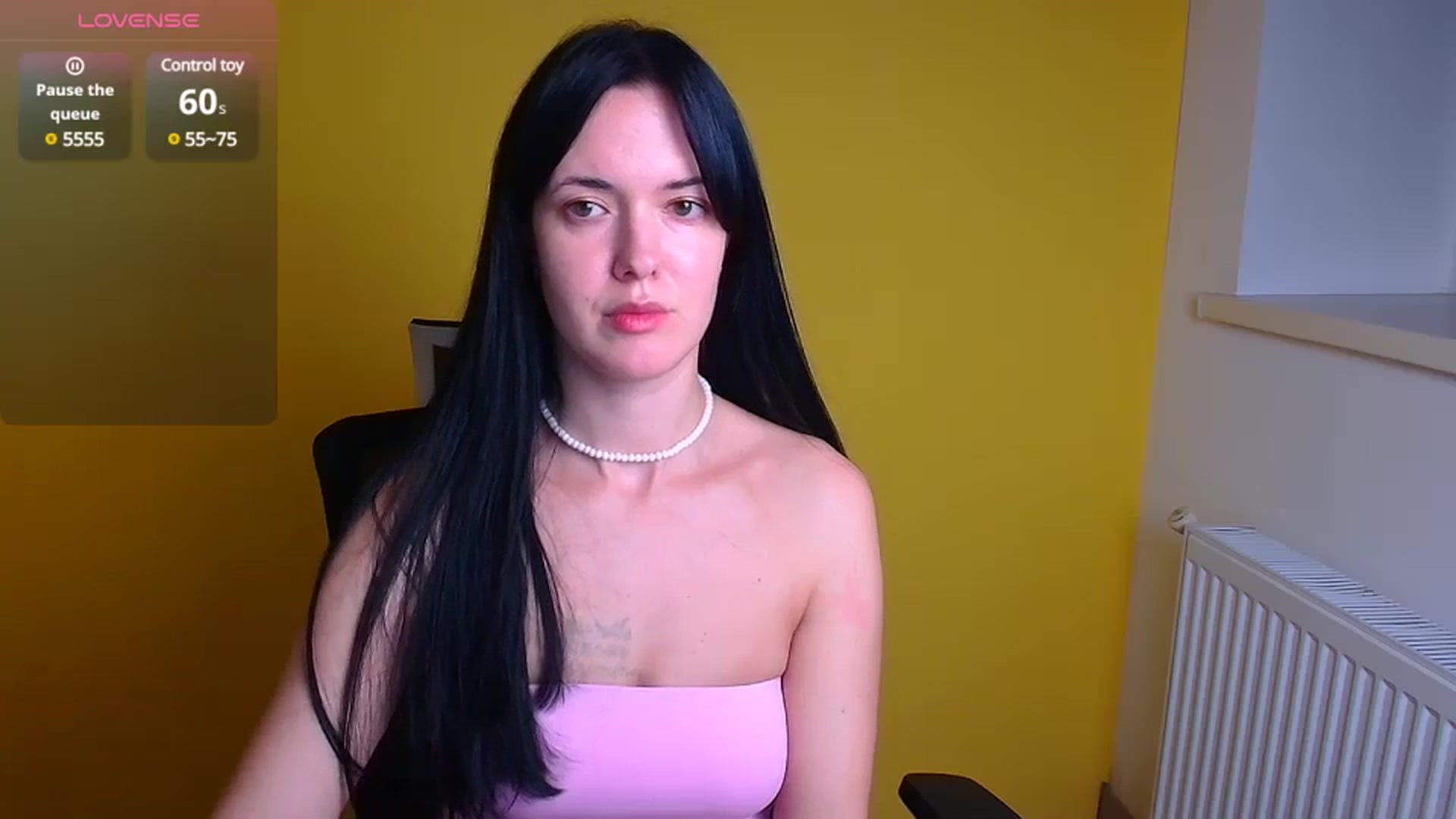 Gallery image thumbnail from Black_Red's myfreecams stream on, 11/14/2024, 15:13 image 13 of 20
