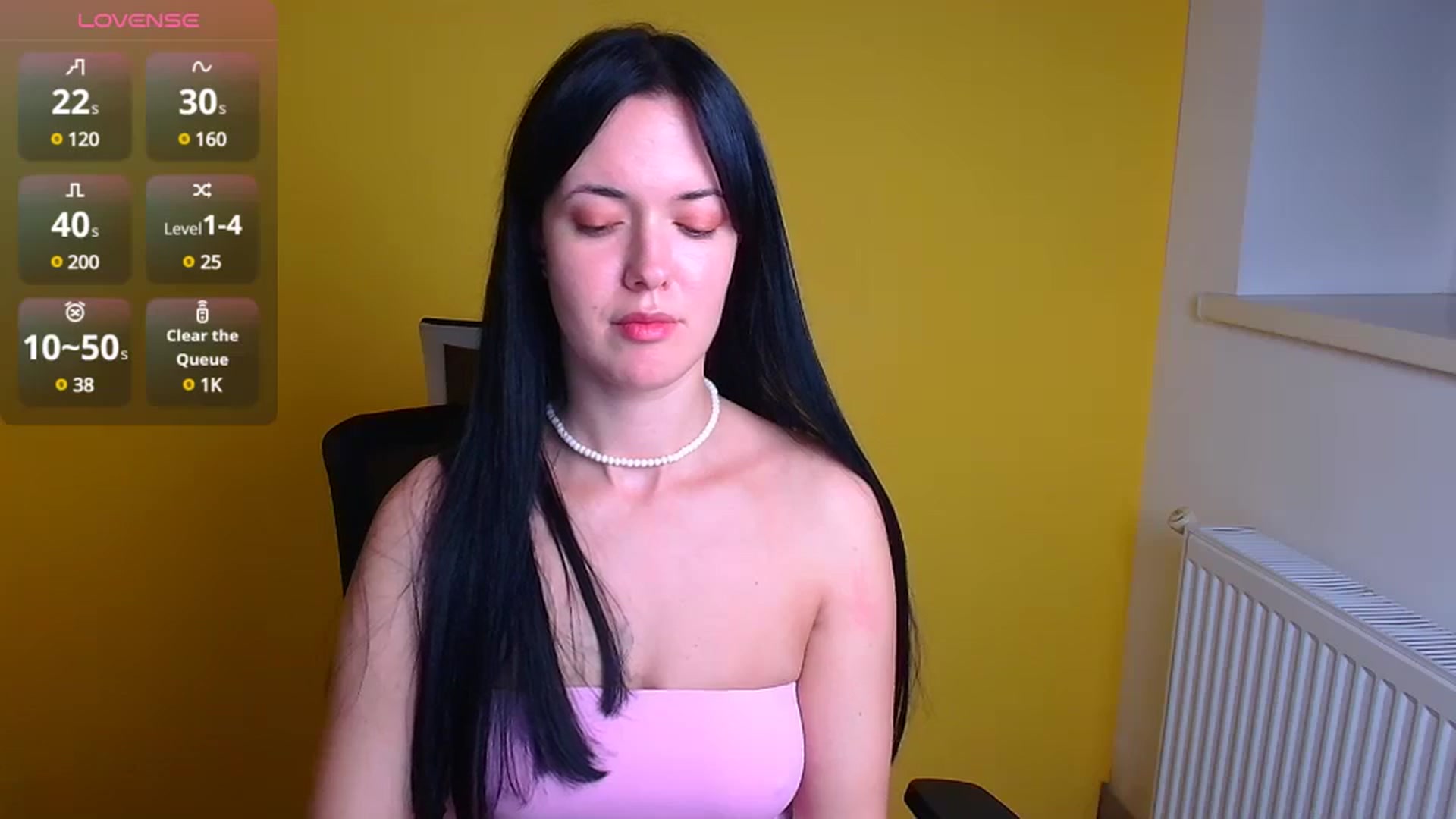 Gallery image thumbnail from Black_Red's myfreecams stream on, 11/14/2024, 15:13 image 12 of 20