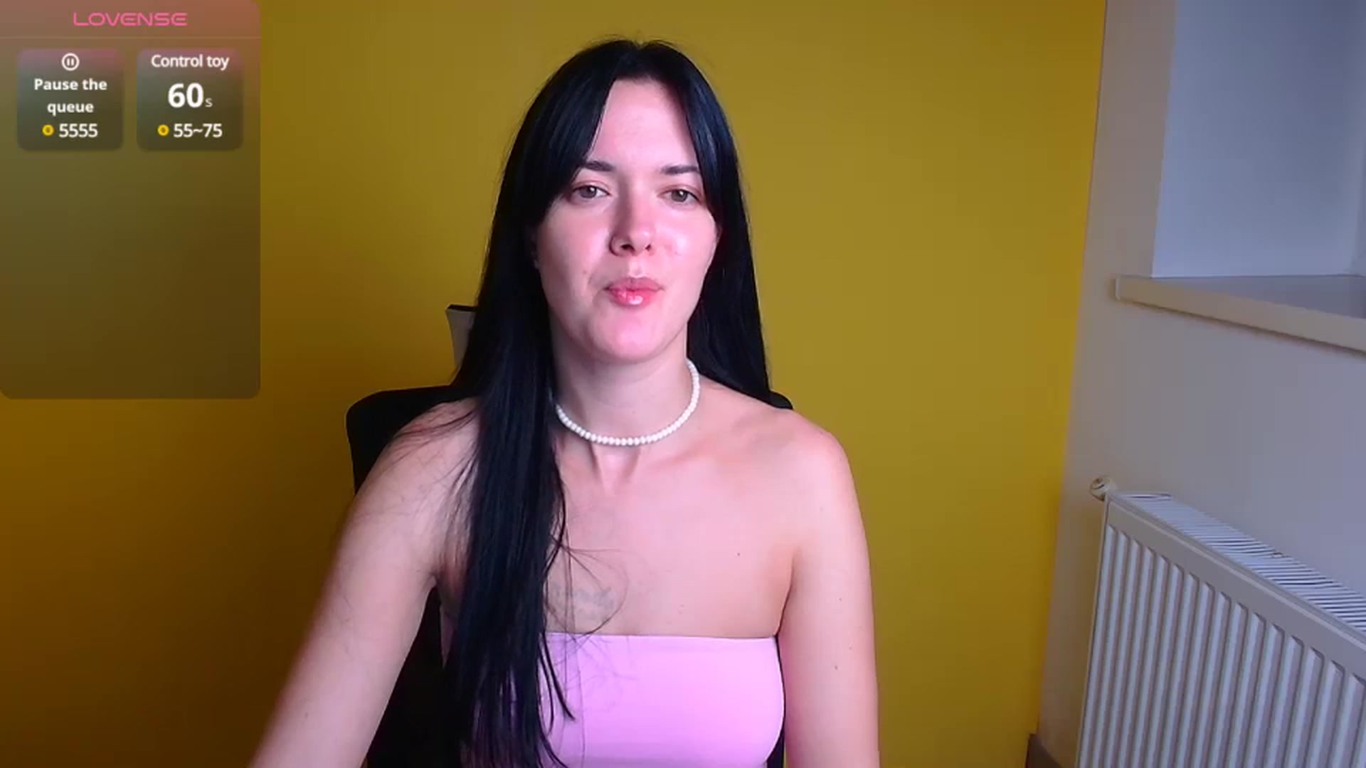 Gallery image thumbnail from Black_Red's myfreecams stream on, 11/14/2024, 17:30 image 7 of 20