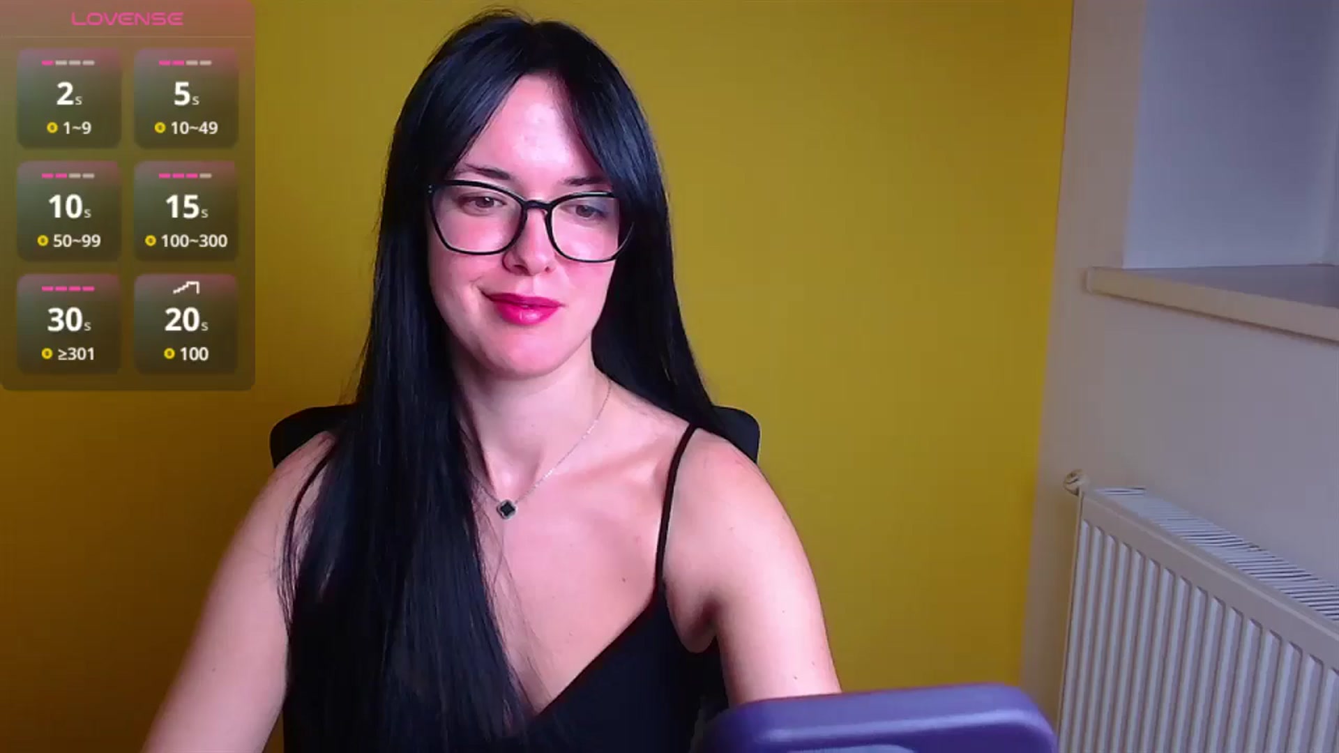 Gallery image thumbnail from Black_Red's myfreecams stream on, 11/15/2024, 14:50 image 3 of 20