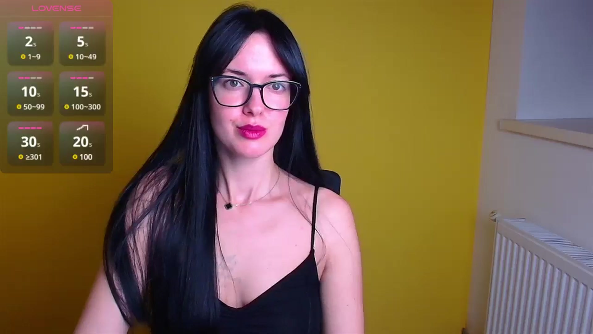 Gallery image thumbnail from Black_Red's myfreecams stream on, 11/15/2024, 16:01 image 2 of 20